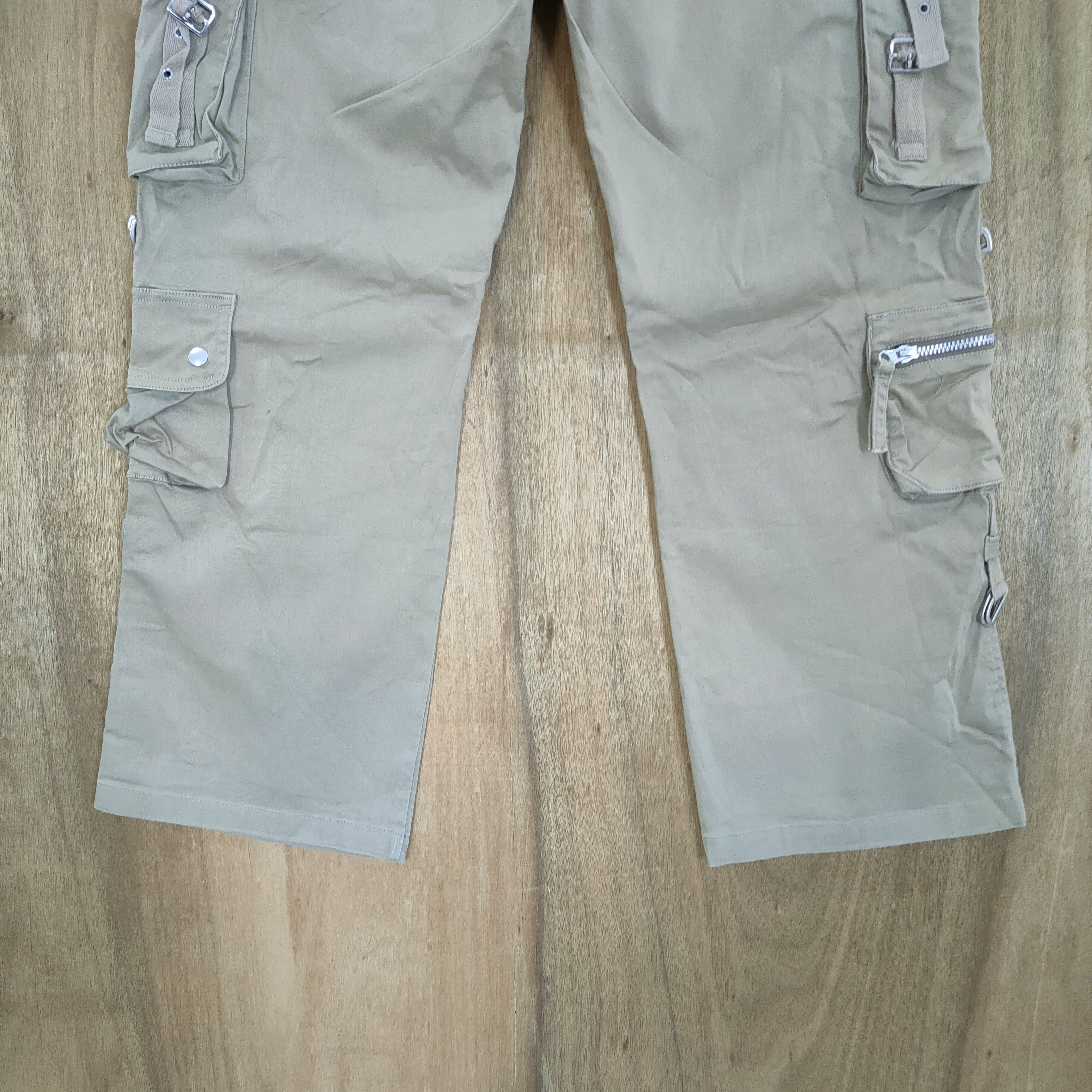 Japanese Brand MODERN LOVER WOMEN MULTIPOCKET CARGO PANTS Size US 29 - 11 Thumbnail