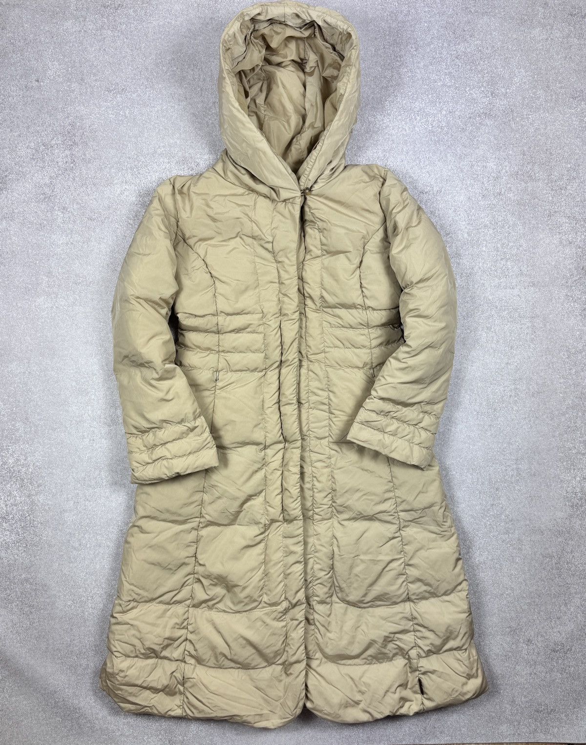Moncler Vintage Moncler Beige Long Puffer Down Jacket Size 2 / M Size M / US 6-8 / IT 42-44 - 3 Thumbnail
