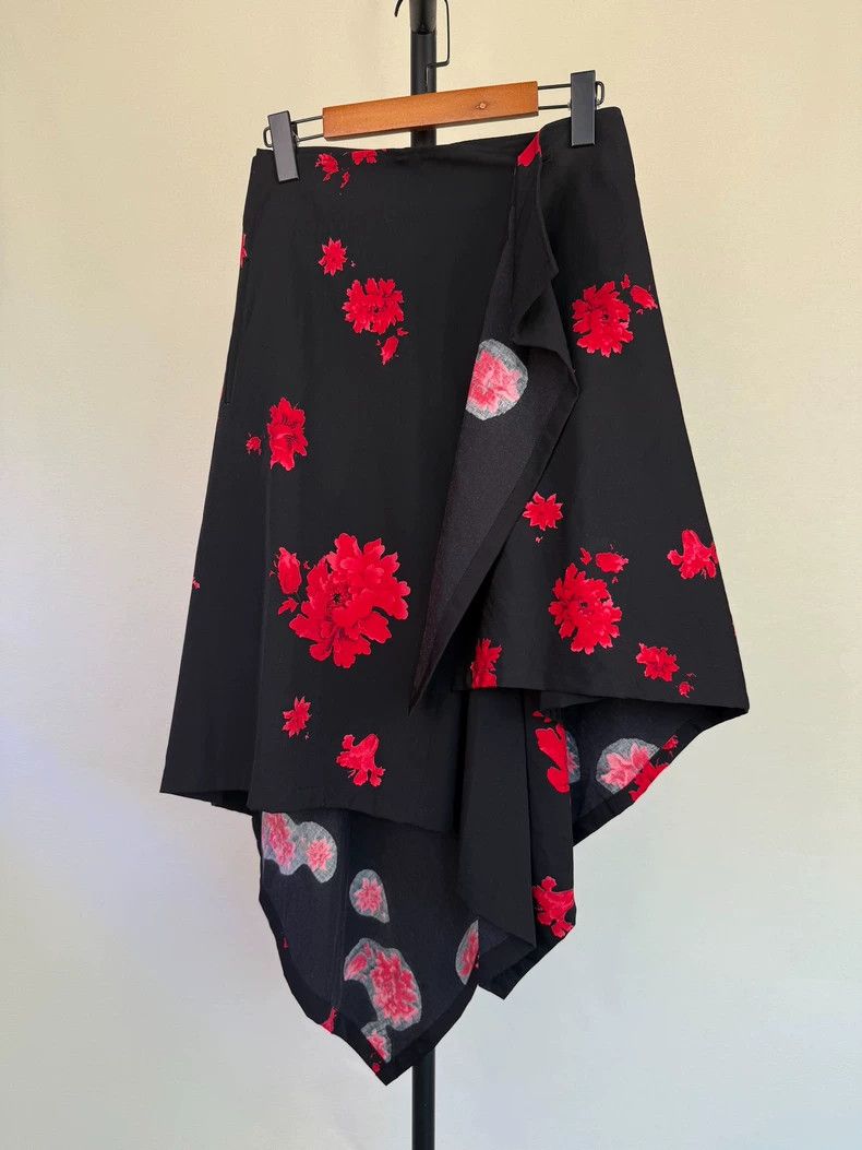 Yohji Yamamoto Yohji Yamamoto size 1 Peony half skirt Size 24" / US 00 / IT 34 - 1 Thumbnail