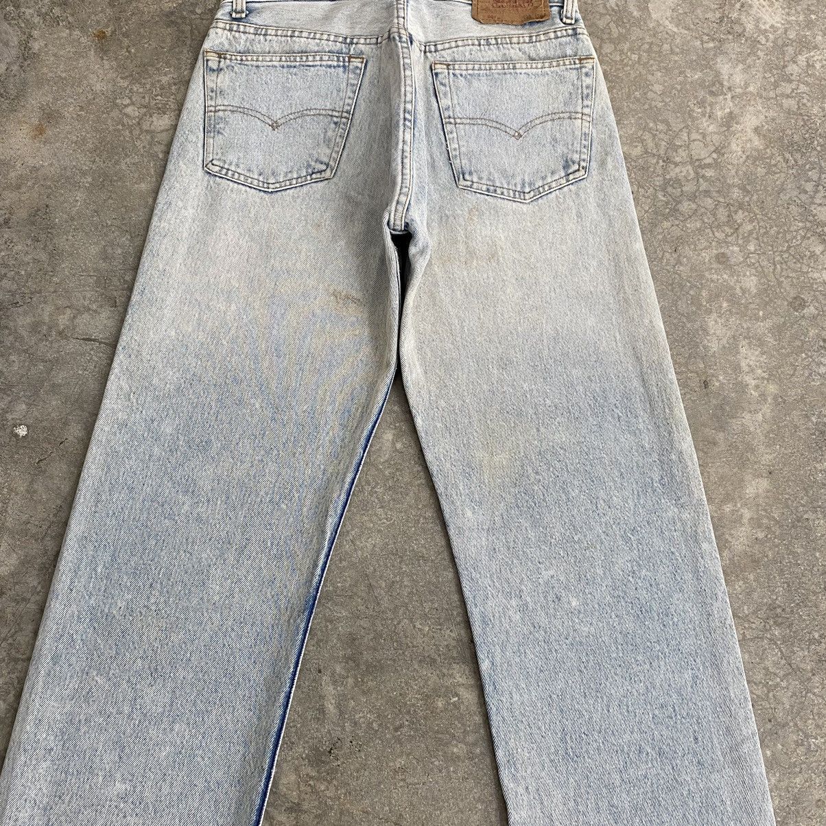Levi's Size 28x27.5 Vintage 90’s Levis 501 Acid Washed Blue Jeans Size US 28 / EU 44 - 16 Thumbnail