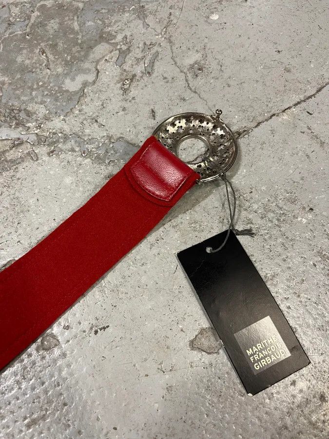 Marithe + Francois Girbaud Marithé + François Girbaud Round Buckle Red Leather Belt Size ONE SIZE - 5 Thumbnail