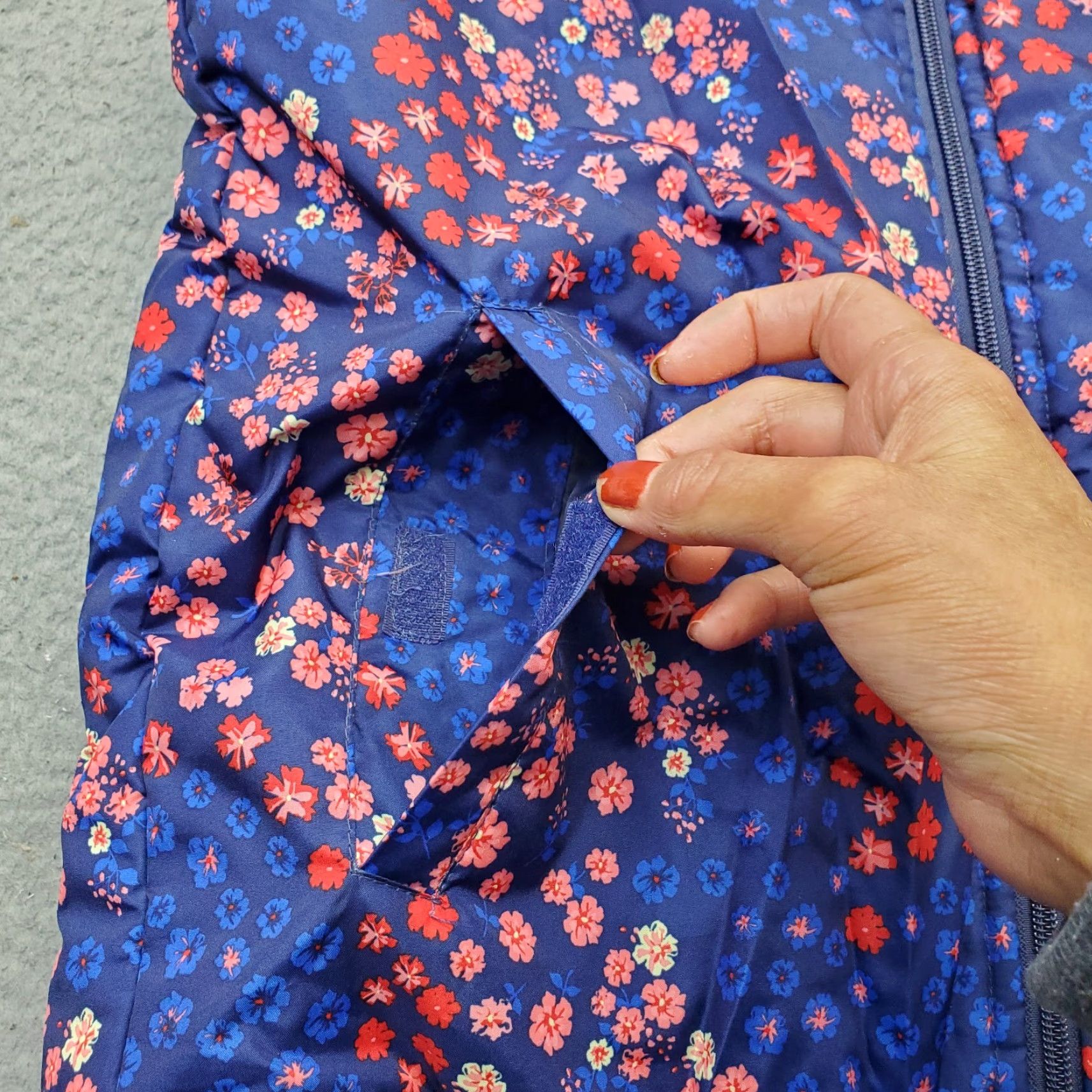 Buffalo David Bitton Buffalo David Bitton Reversible Vest Womens L Multicolor Floral Sherpa Lined Zip Up Vest Size L / US 10 / IT 46 - 8 Thumbnail