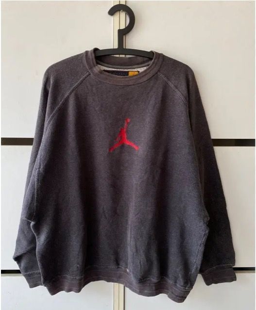 Nike VINTAGE 90’ NIKE X JUMP MAN JORDAN SWEATSHIRT Size US L / EU 52-54 / 3 - 1 Thumbnail