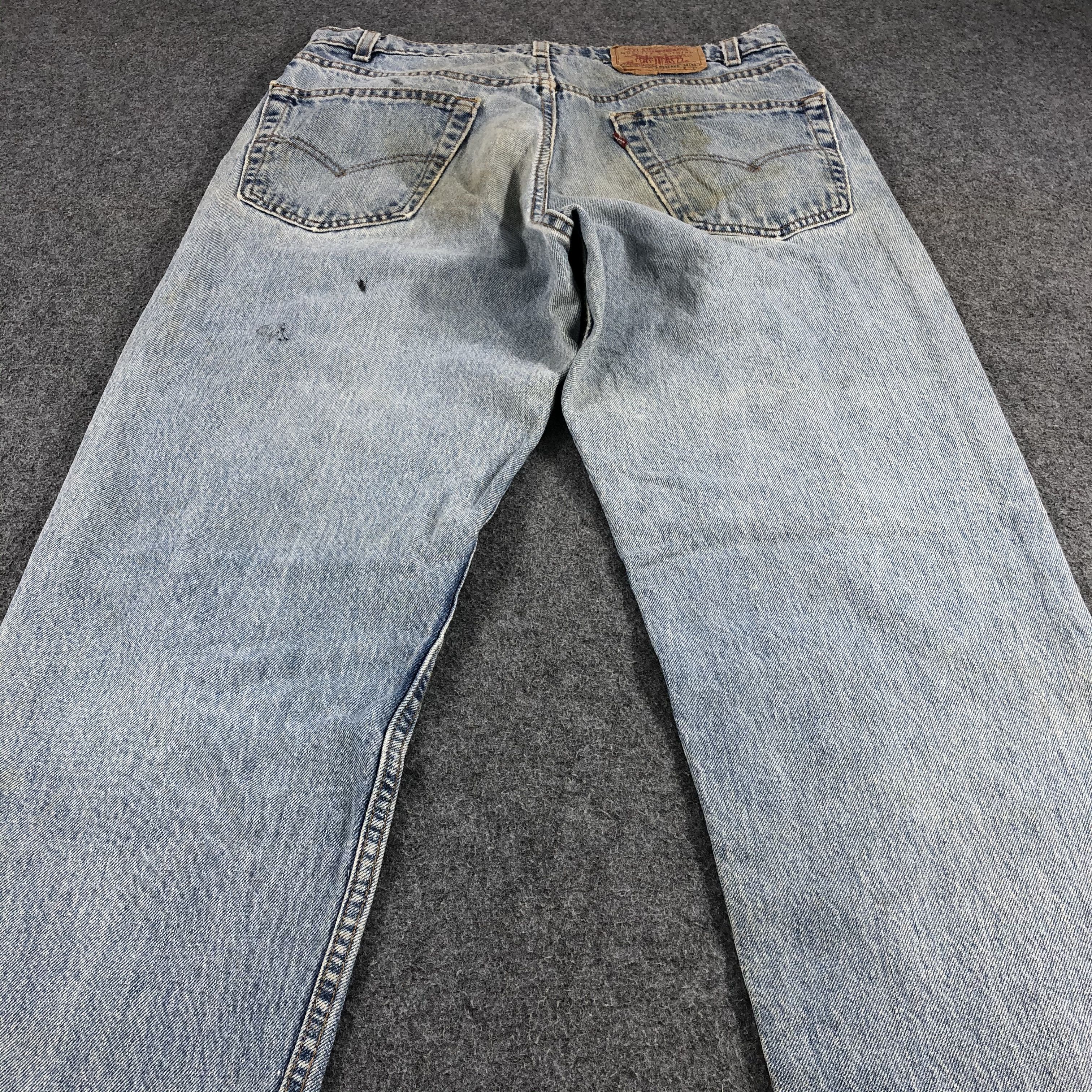 Levi's Vintage 90s Levis 515 Jeans Medium Wash Denim KJ431 Size US 33 - 4 Thumbnail