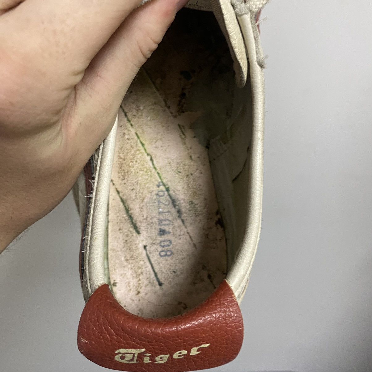 Asics Vintage Asics Tiger Onitsuka Sneakers Size US 10 / EU 43 - 7 Thumbnail
