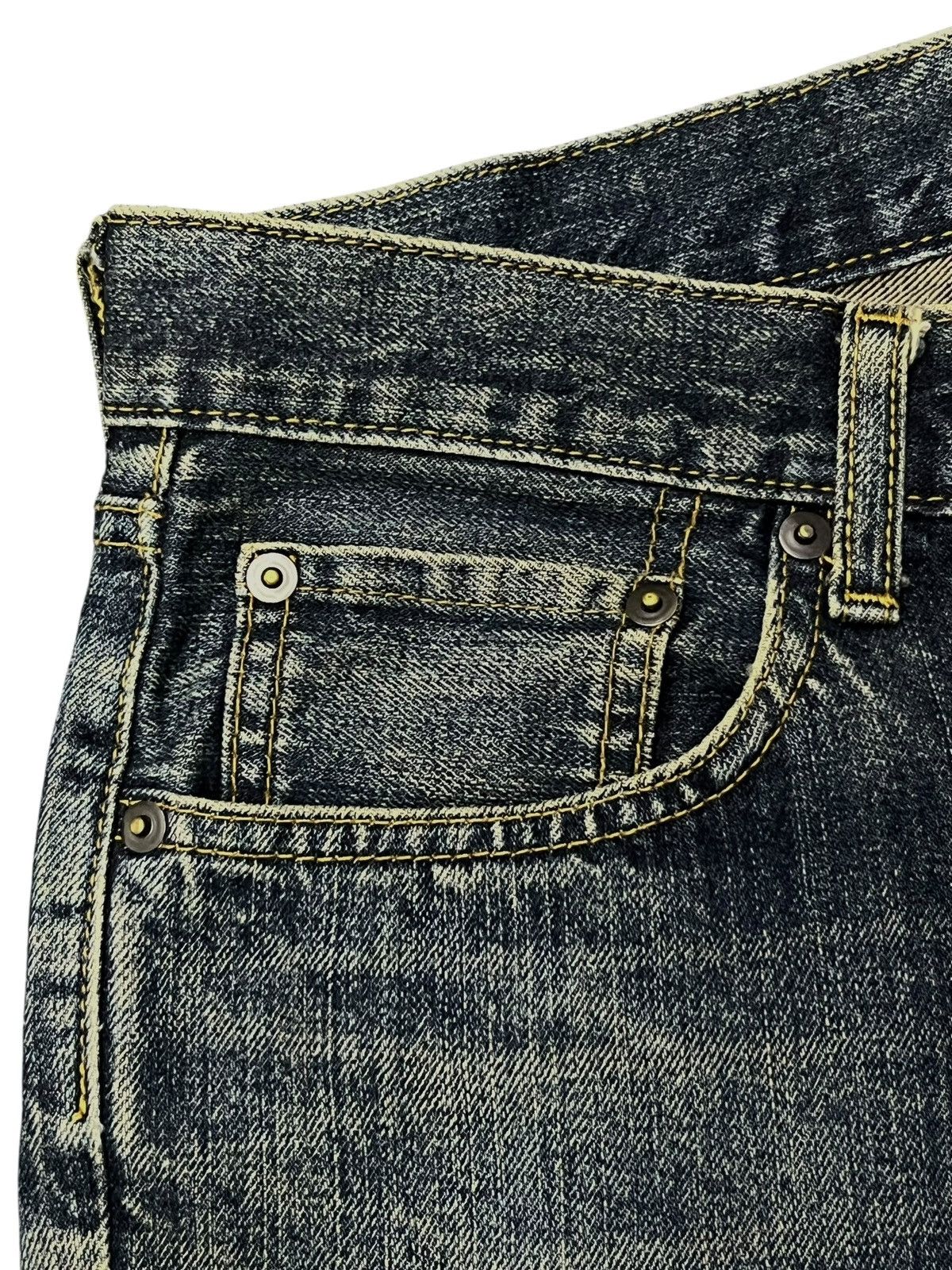 Uniqlo Bootcut Vintage 00s Uniqlo - Faded Whiskering Mud Wash Jeans Size US 34 / EU 50 - 8 Thumbnail