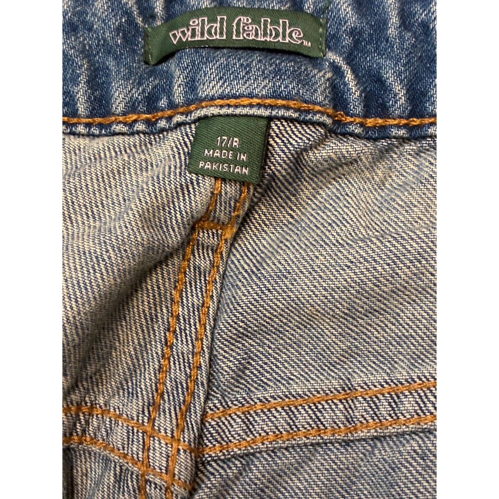 The Unbranded Brand Low-Rise Baggy Jeans Size 17/R Light Blue Inseam 17/31” Size 31" - 6 Thumbnail