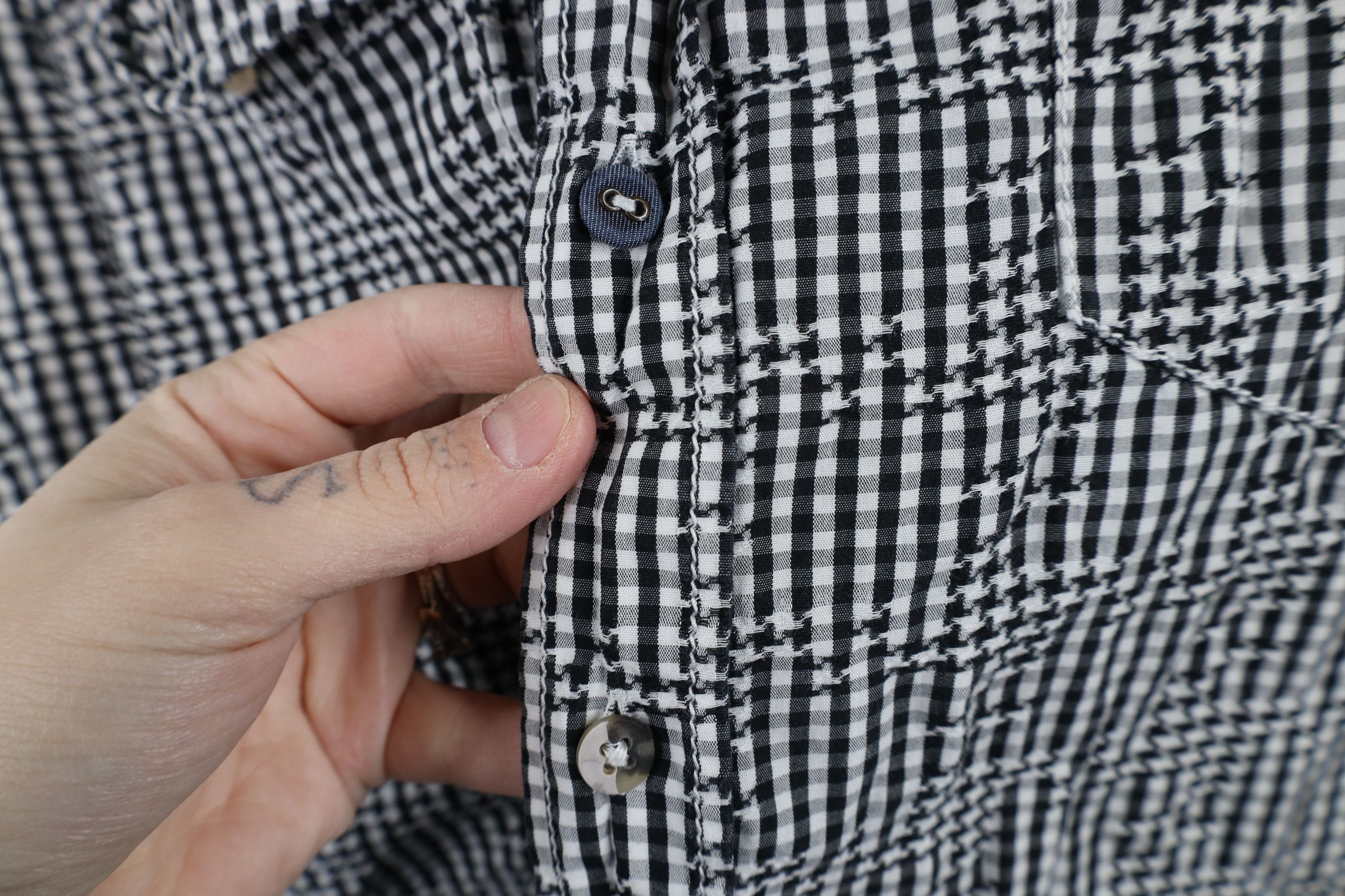 Hugo Boss × Vintage Hugo Boss Checkered Houndstooth Collared Button Shirt Cotton Size US S / EU 44-46 / 1 - 6 Thumbnail