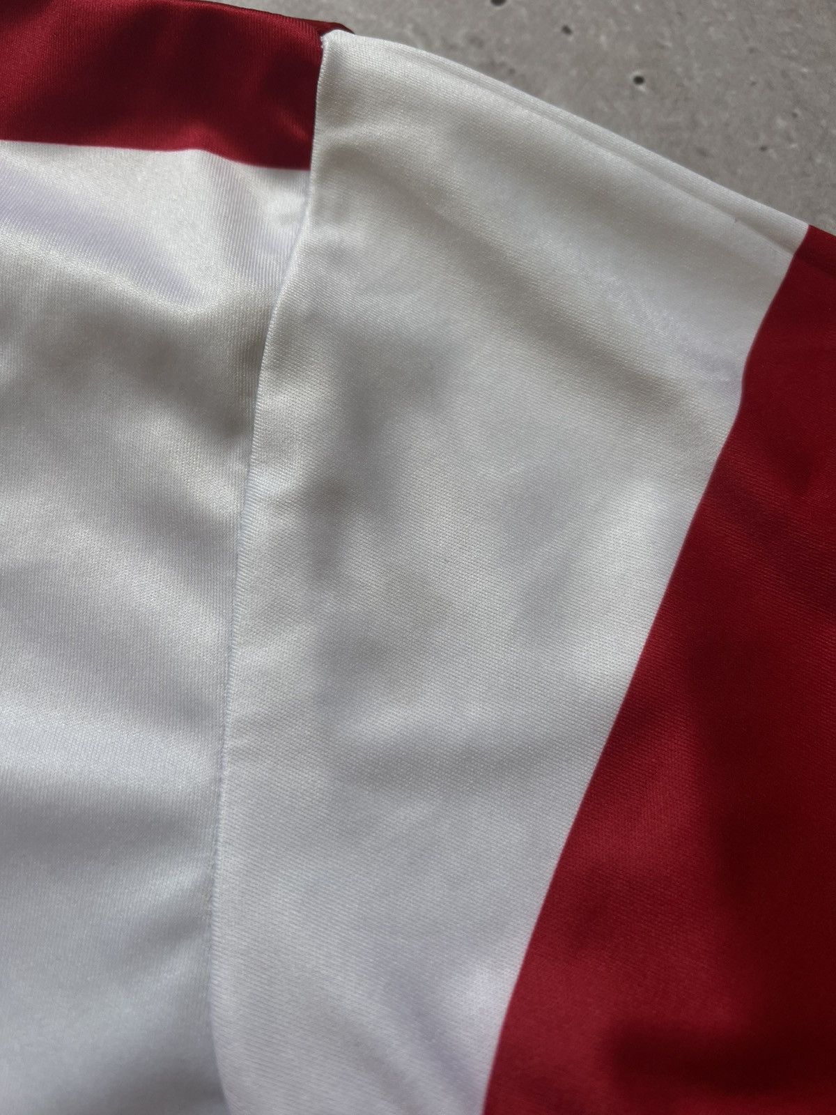 Other Doncaster Rovers 2019/20 140th Anniversary PlayerShirt L VGC Size US L / EU 52-54 / 3 - 13 Thumbnail