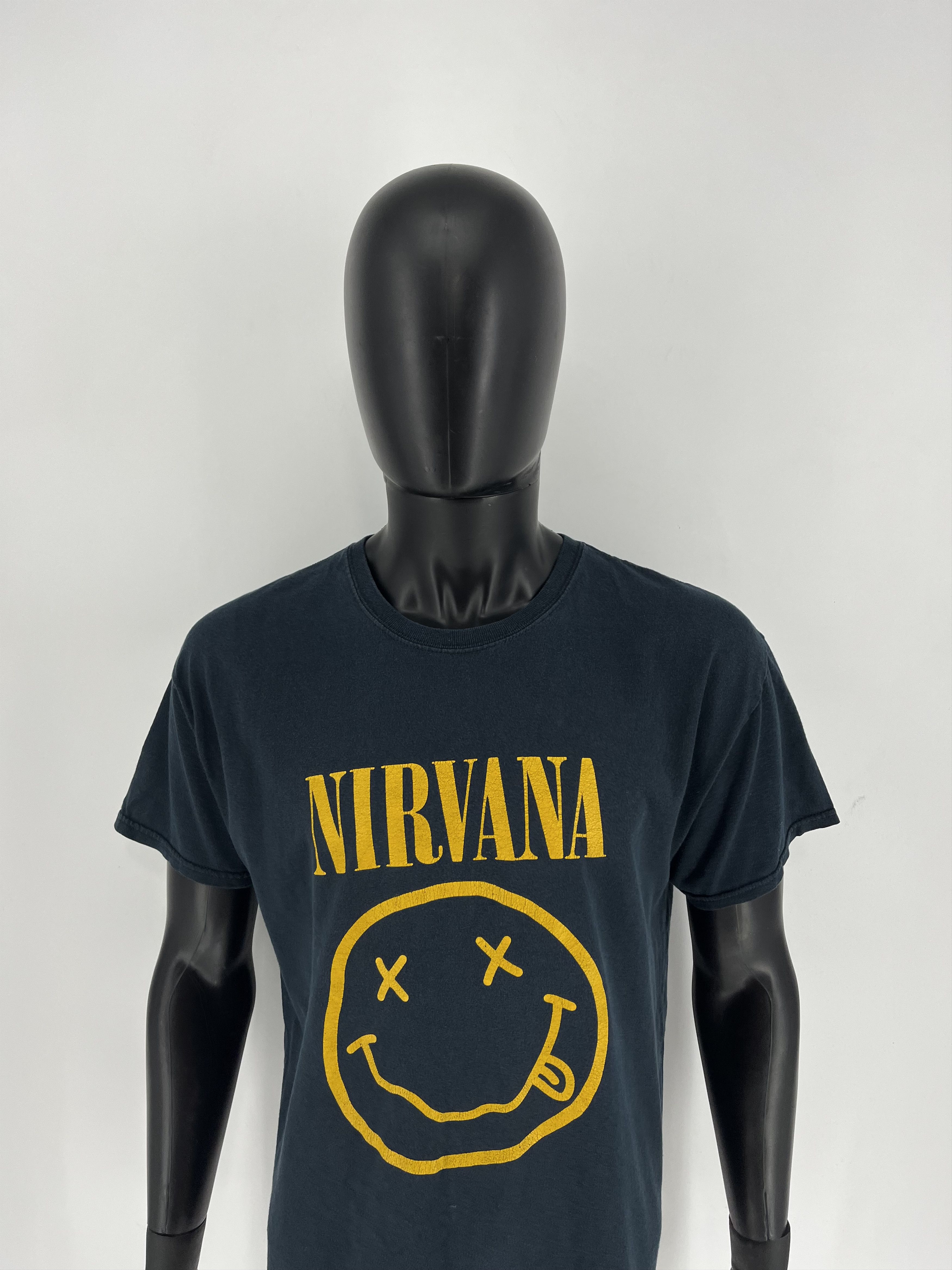 Band Tees × Nirvana × Vintage Vinyage Y2K Nirvana Band Tee Black Size US L / EU 52-54 / 3 - 5 Thumbnail