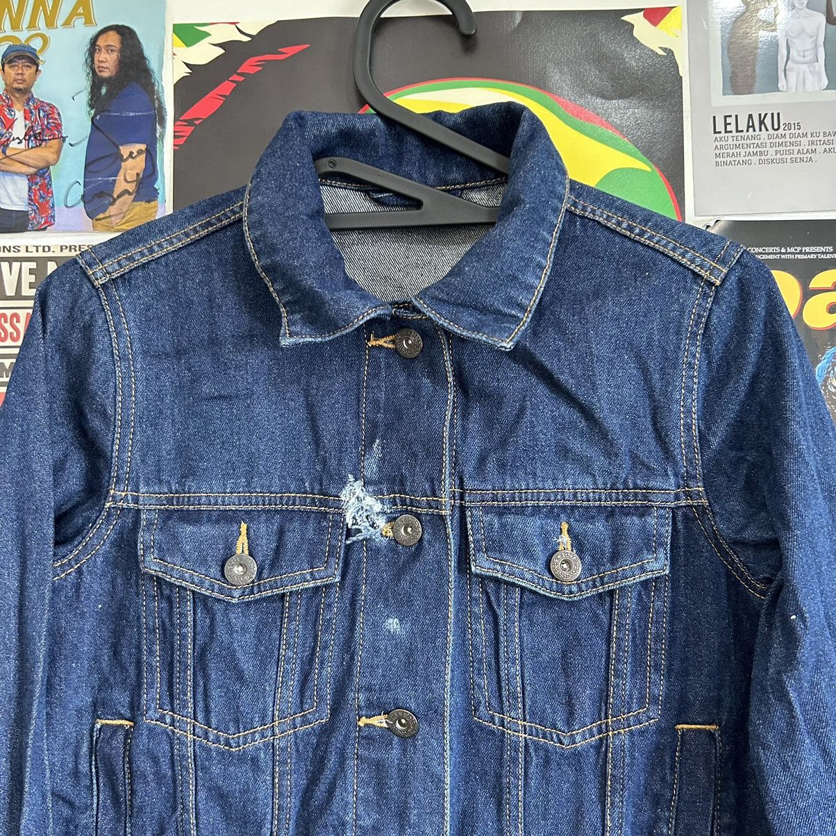 Vintage Vintage GU Denim Distressed Denim Jacket Size M / US 6-8 / IT 42-44 - 2 Thumbnail