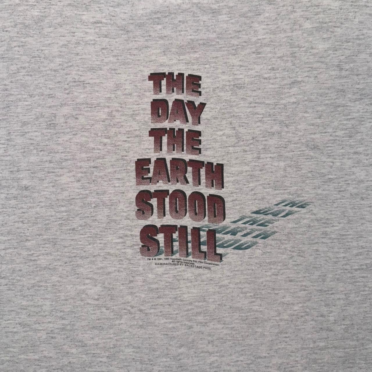 Vintage 1995 The Day The Earth Stood Still Movie Promo Archive Tee Size US L / EU 52-54 / 3 - 6 Thumbnail