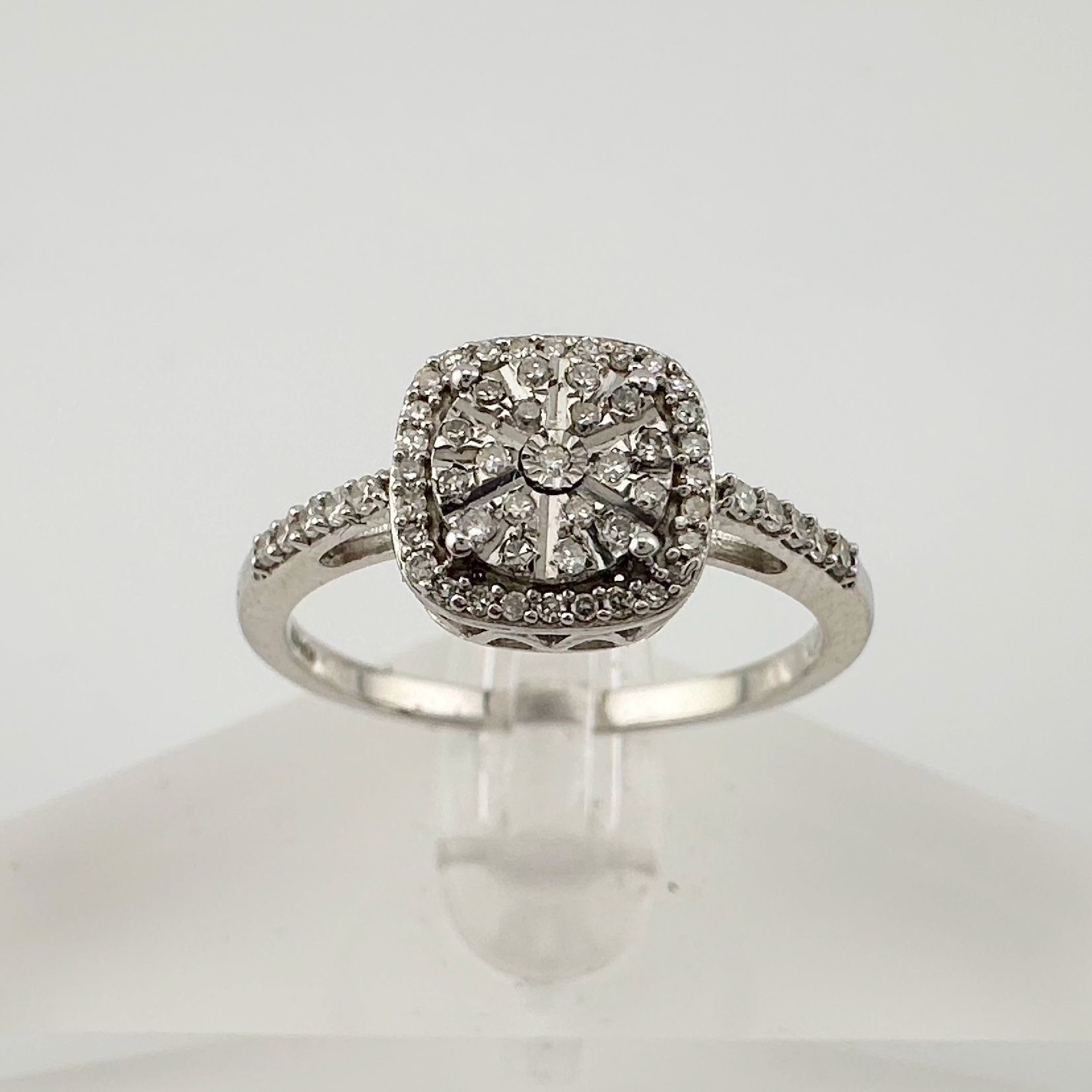 Other Eye-catching 1/4 Carat Natural Diamond Ring Size 7 Size ONE SIZE - 6 Thumbnail