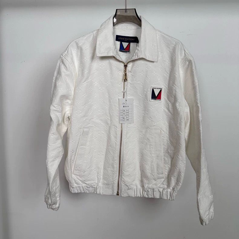 Louis Vuitton Louis Vuitton White Denim Jacket 36 - dmc Size US S / EU 44-46 / 1 - 1 Thumbnail