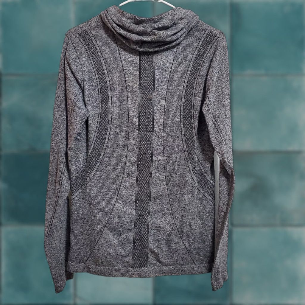 Vintage Workout Full Zip Hooded Sweatshirt Women L Gray Long Sleeve Pockets Thumbholes Slim Fit Outdoor Sports Athleisure Sweatshirt Mens Womens Size L / US 10 / IT 46 - 1 Thumbnail