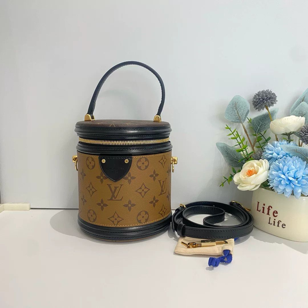 Louis Vuitton Pre-loved Bag Very good condition Size ONE SIZE - 1 Thumbnail