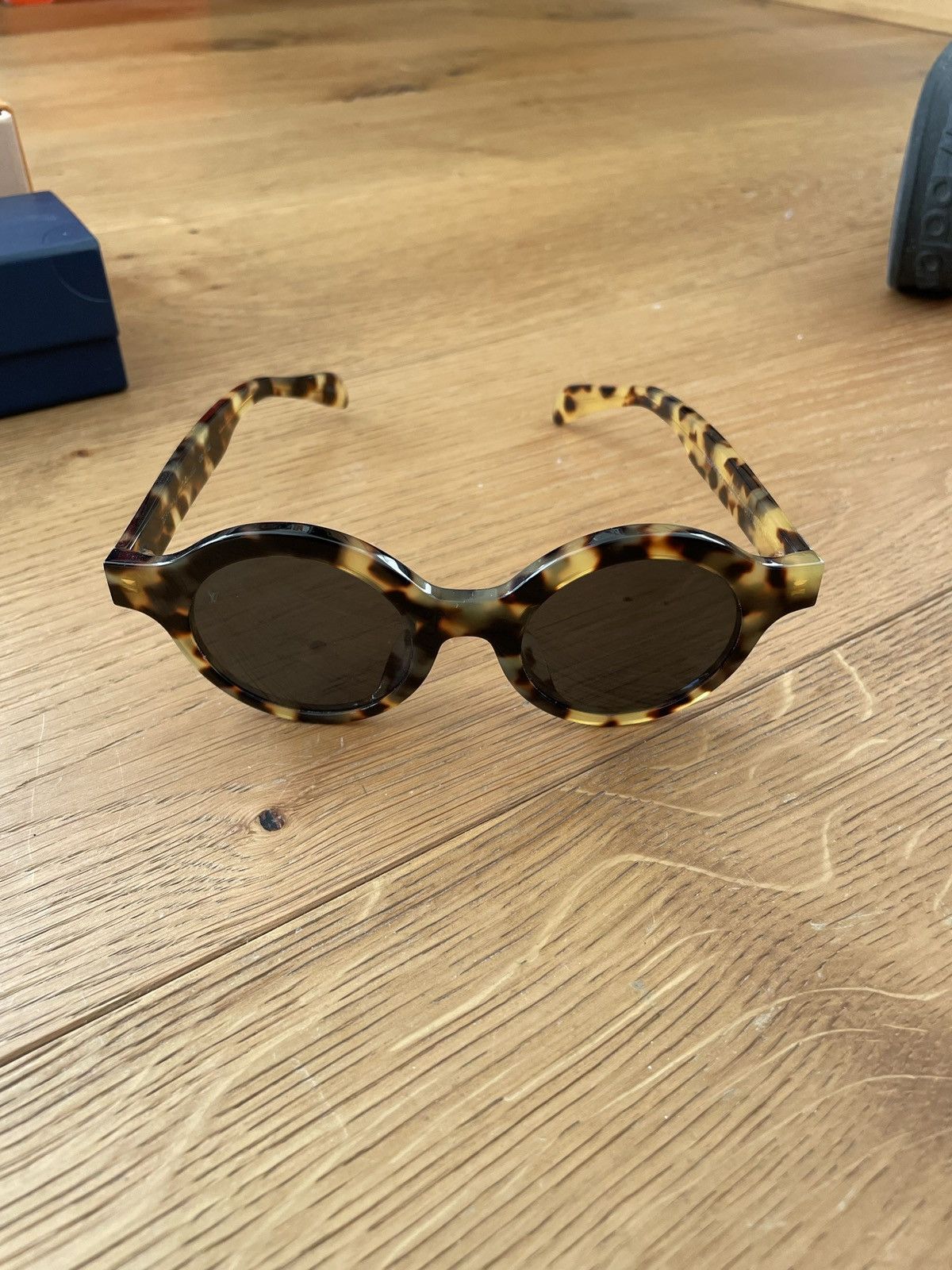 Louis Vuitton × Supreme Supreme x Louis Vuitton Downtown Sunglasses Size ONE SIZE - 4 Thumbnail