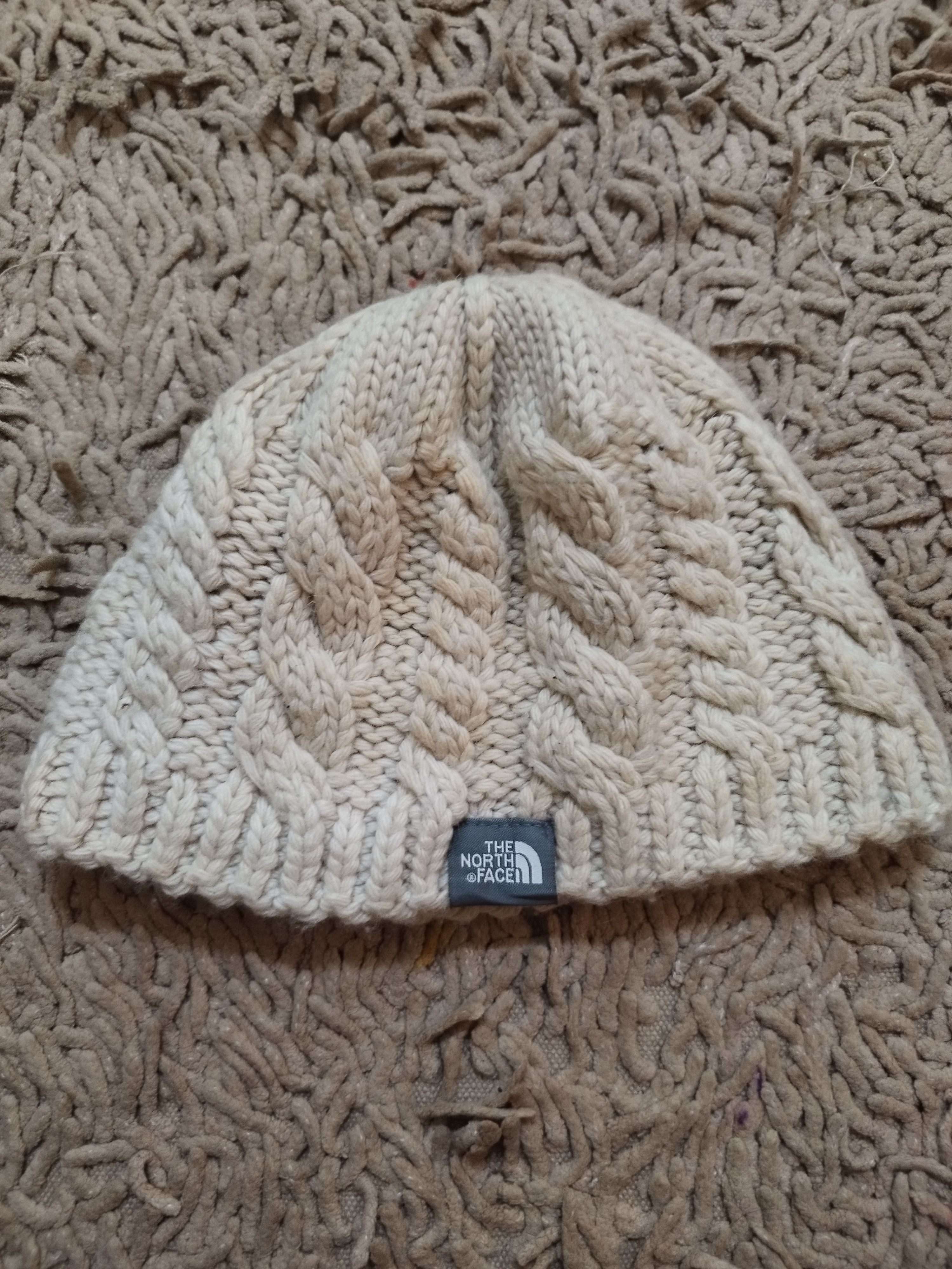 The North Face The North Face White Beanie Size ONE SIZE - 1 Thumbnail