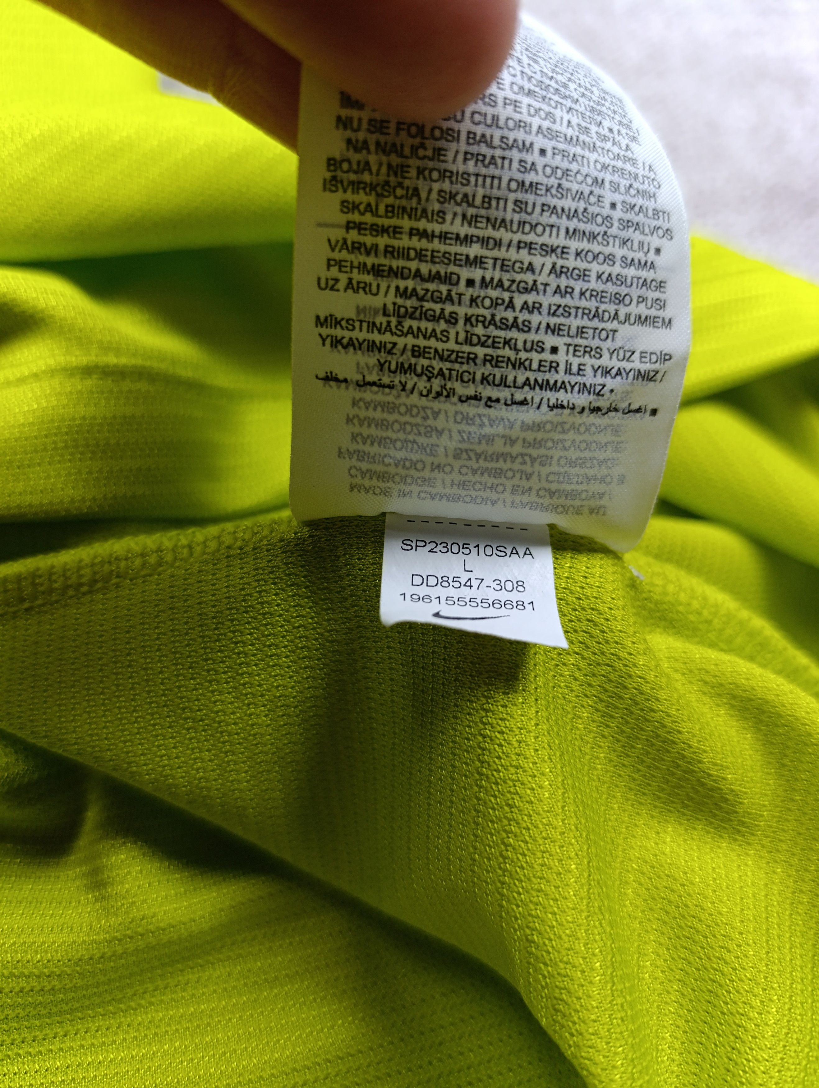 Nike NIKE COURT DRIFIT RAFA CHALLENGER TENNIS JERSEY Size US L / EU 52-54 / 3 - 11 Thumbnail