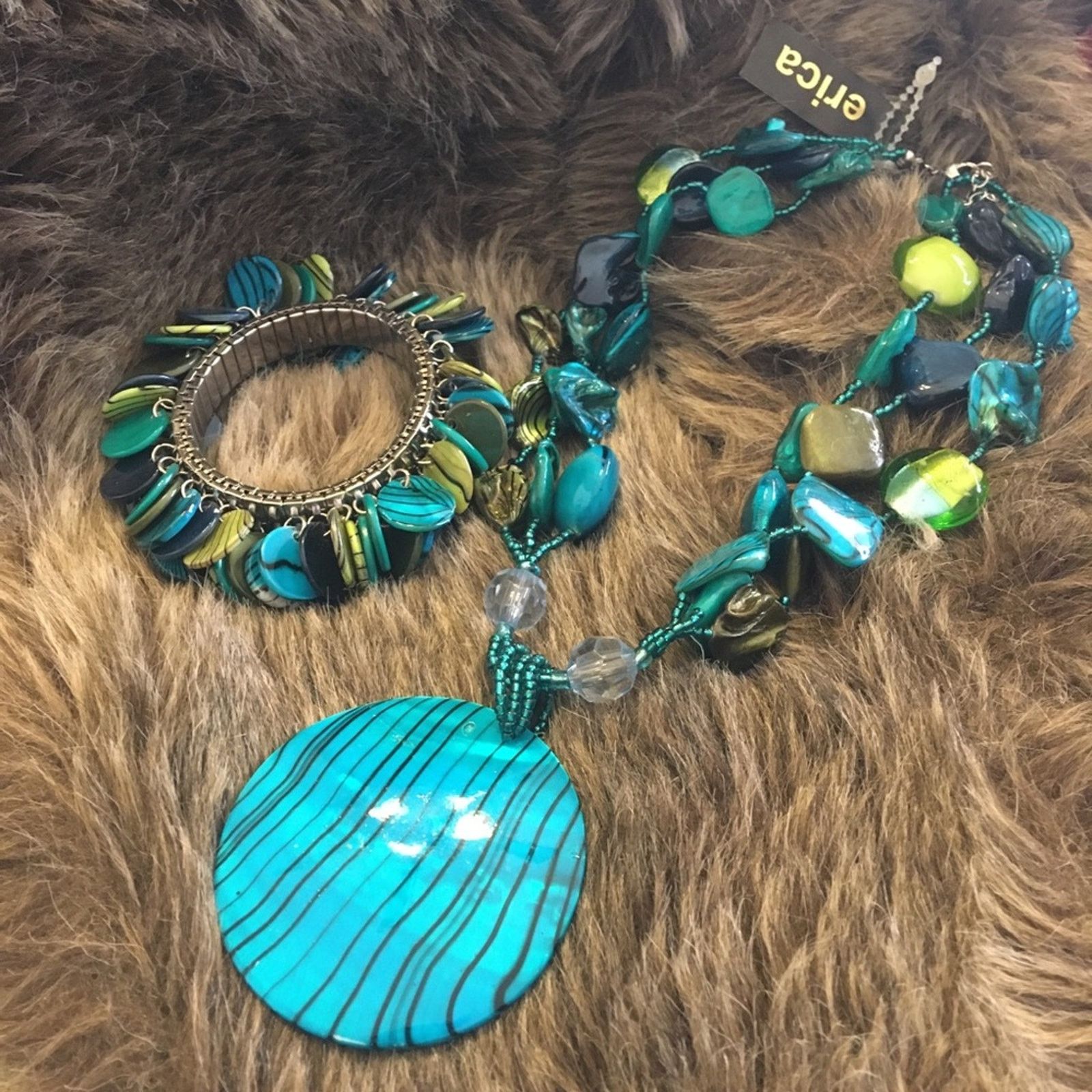 Jewelry Erica blue & green tone painted shell jewelry set Size ONE SIZE - 12 Thumbnail