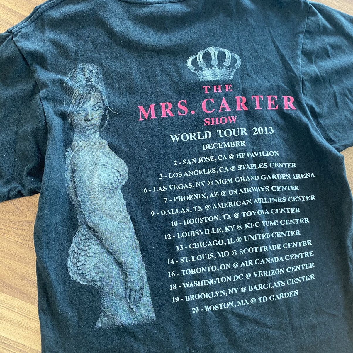 Beyonce Thrashed Faded Vintage Y2K Beyonce ERD GRUNGE T-SHIRT Size US M / EU 48-50 / 2 - 4 Thumbnail