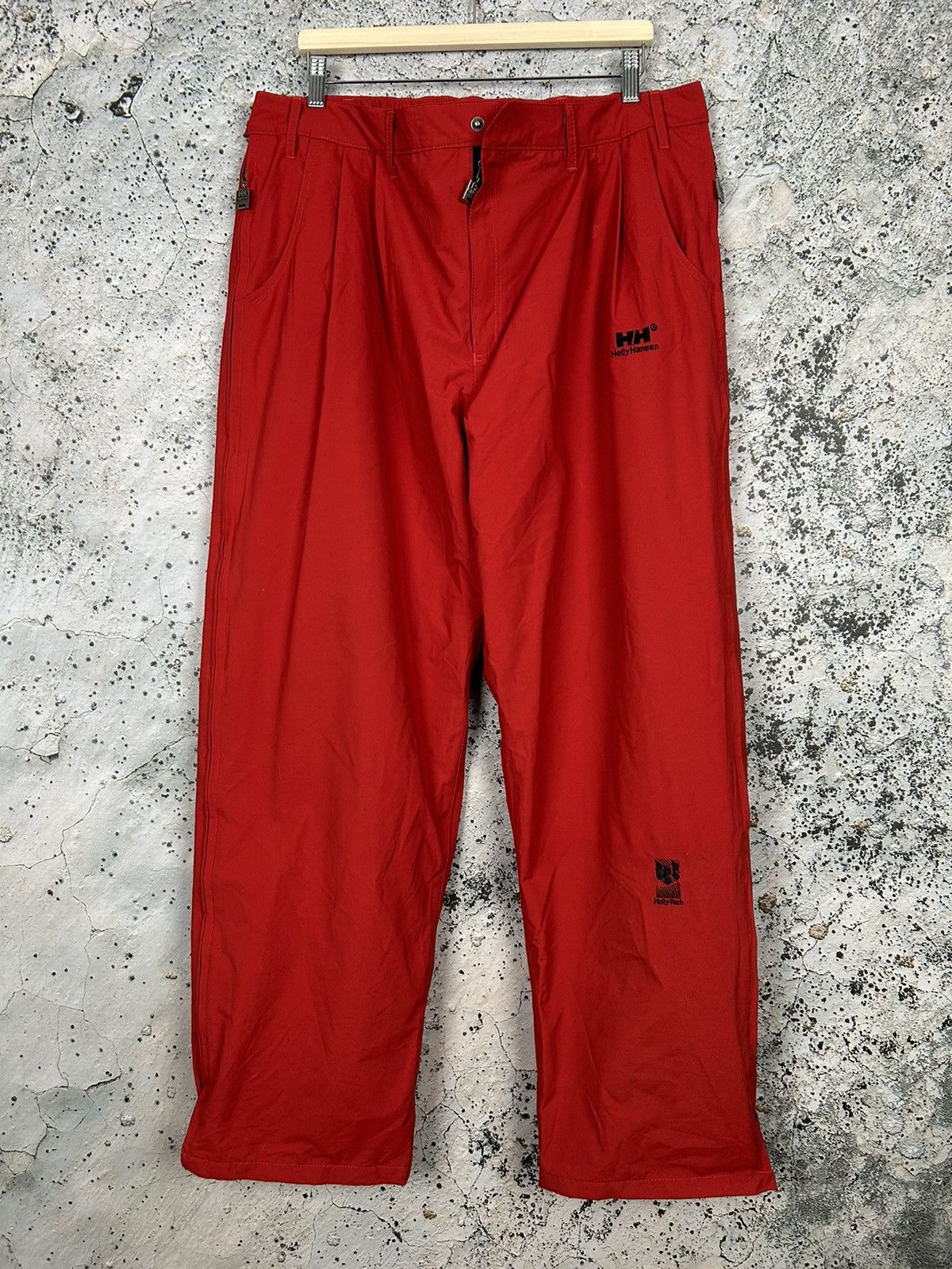 Helly Hansen Vintage Helly Hansen Gorpcore Snowboarding Pants Streetwear Size US 36 / EU 52 - 1 Thumbnail