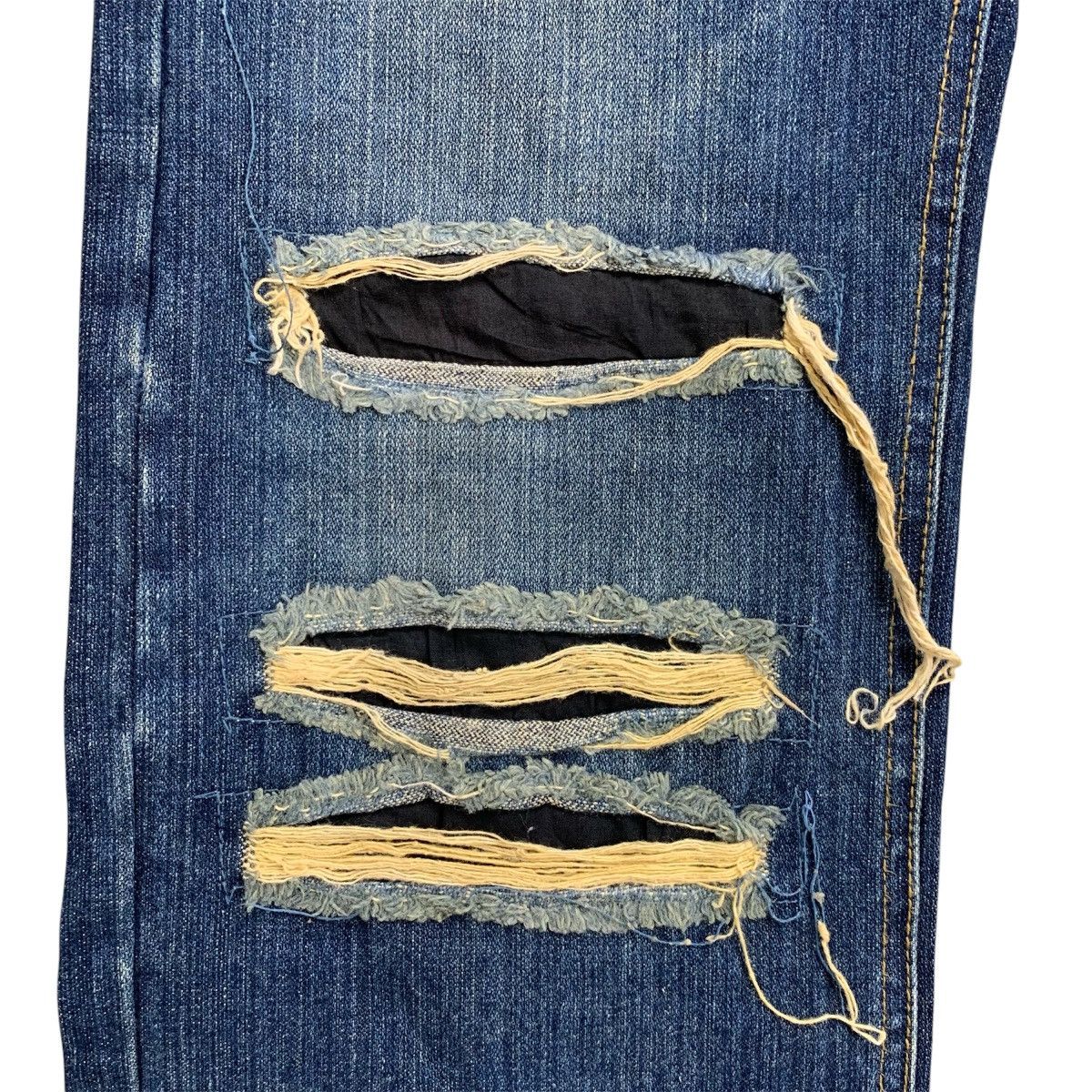 If Six Was Nine 2000’s Limited Skull Distressed Denim Pants Size US 35 - 4 Thumbnail