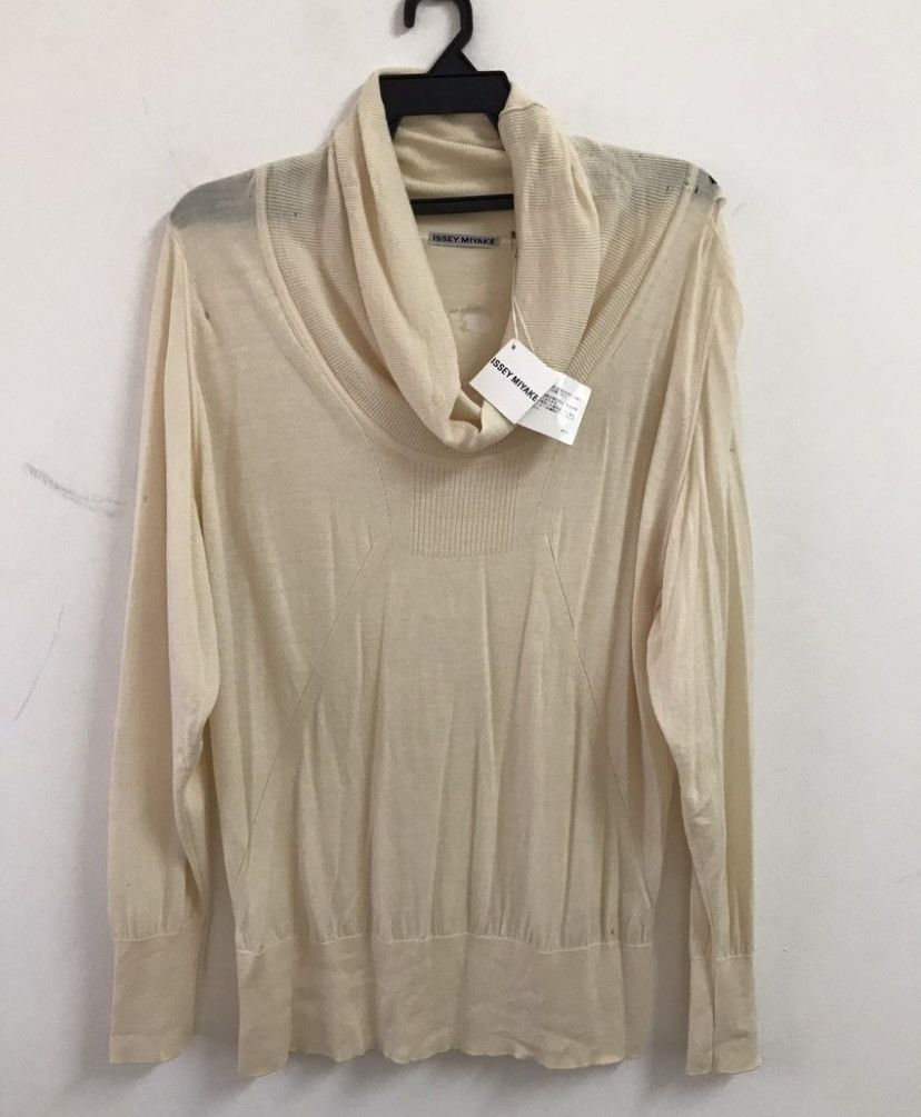 Issey Miyake Issey Miyake Sweater Soft Wool Knit Distressed Size US M / EU 48-50 / 2 - 2 Thumbnail