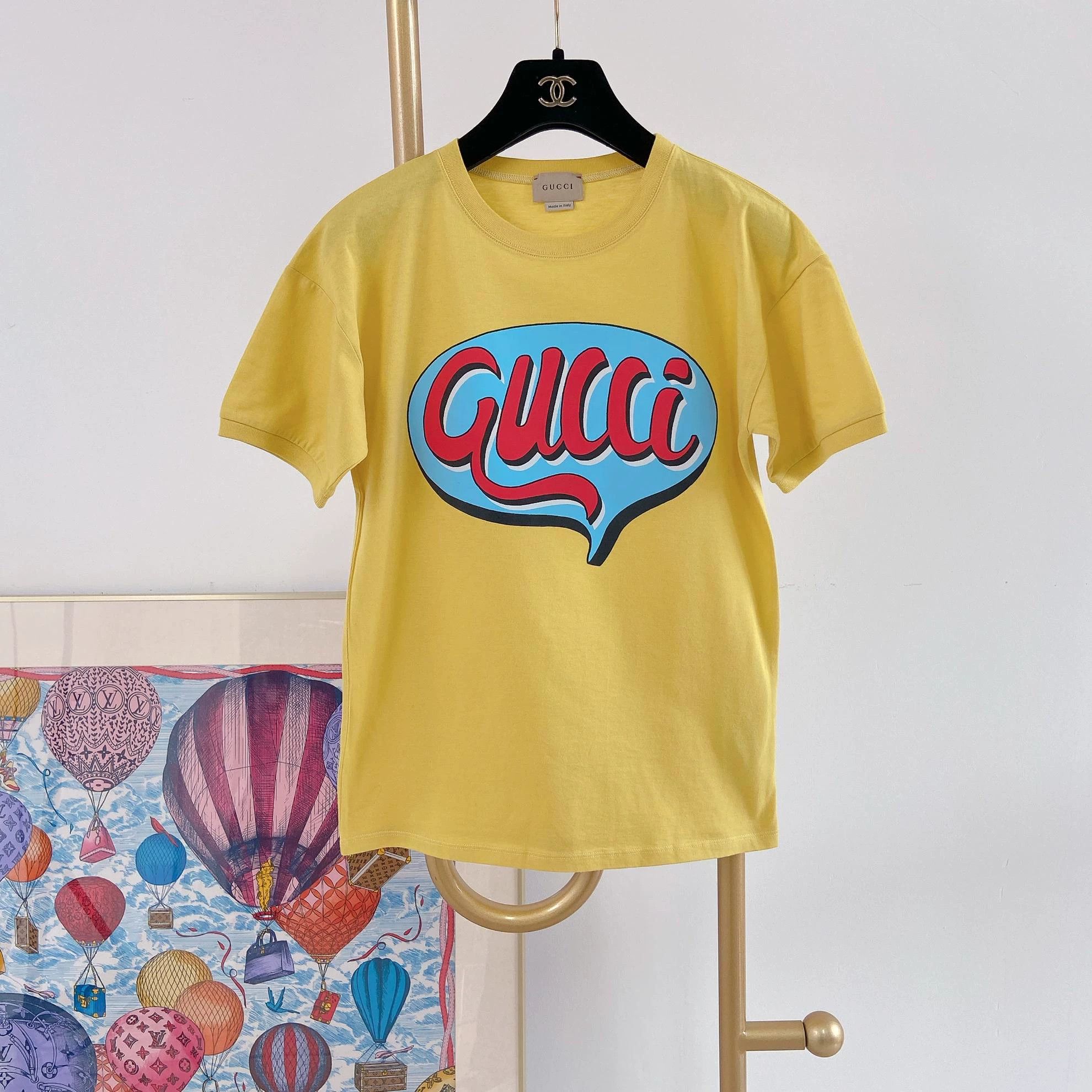 Gucci Gucci Yellow Letter T-Shirt 10Y Size XXS / US 00 / IT 34 - 1 Thumbnail