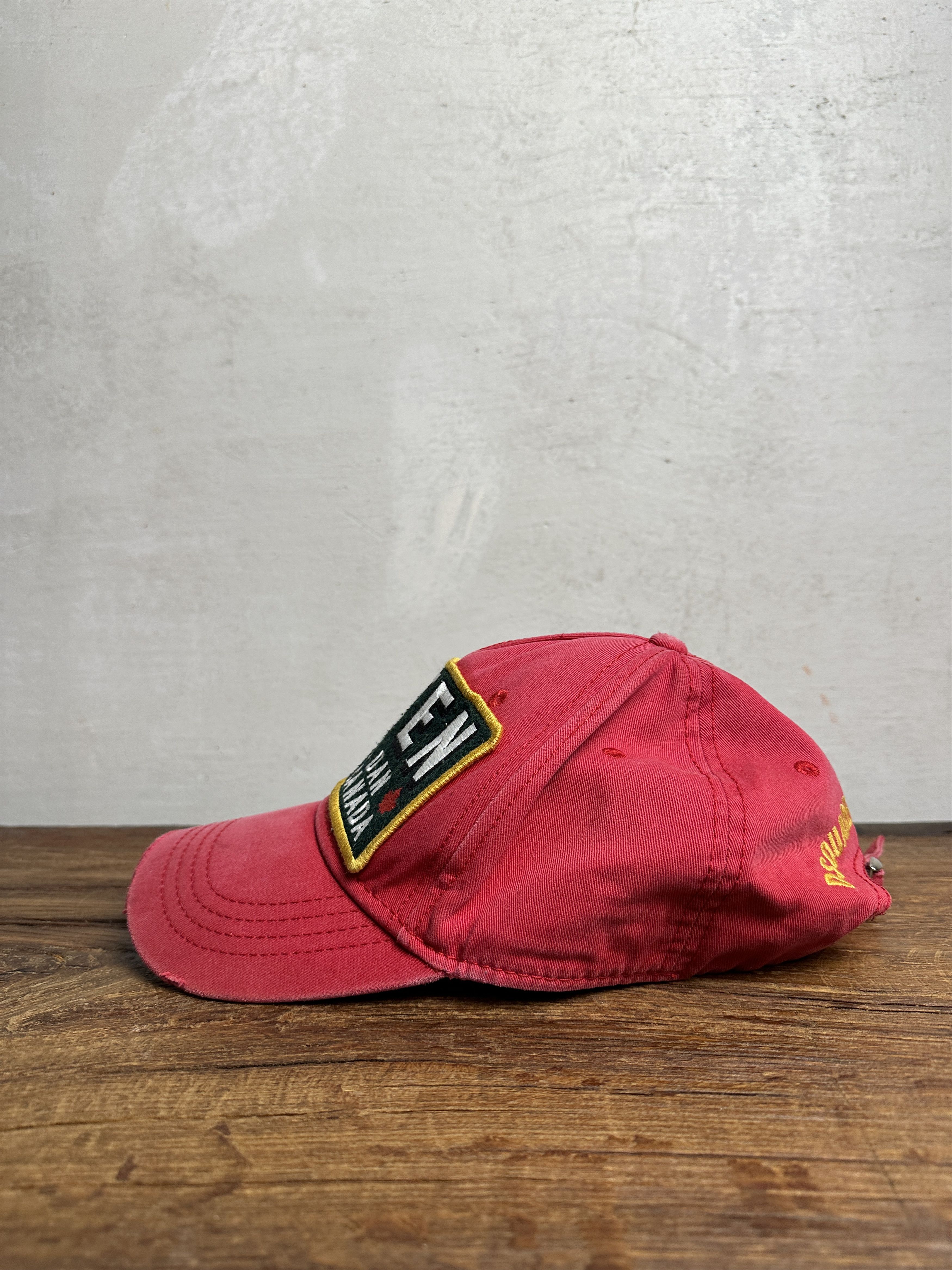 Dsquared2 DSQUARED2 D2 Caten Red Original Born in Canada Cap Size ONE SIZE - 6 Thumbnail