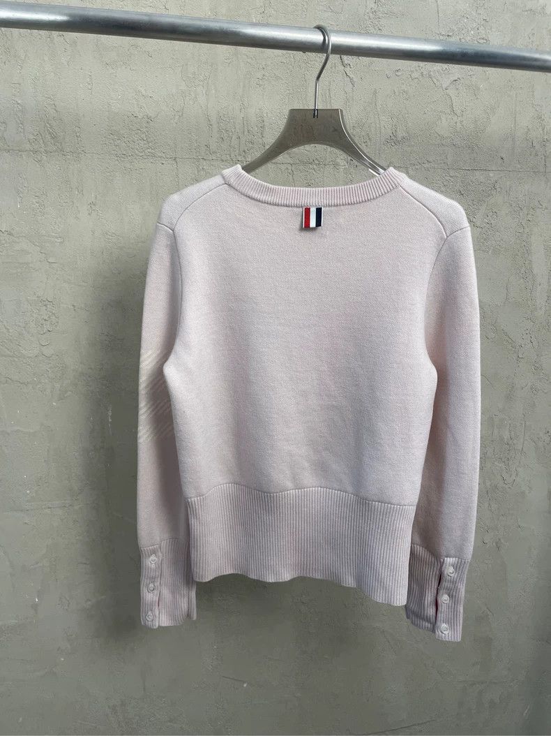 Thom Browne Thom browne Light pink four-striped dolphin wool round-neck Size S / US 4 / IT 40 - 2 Thumbnail