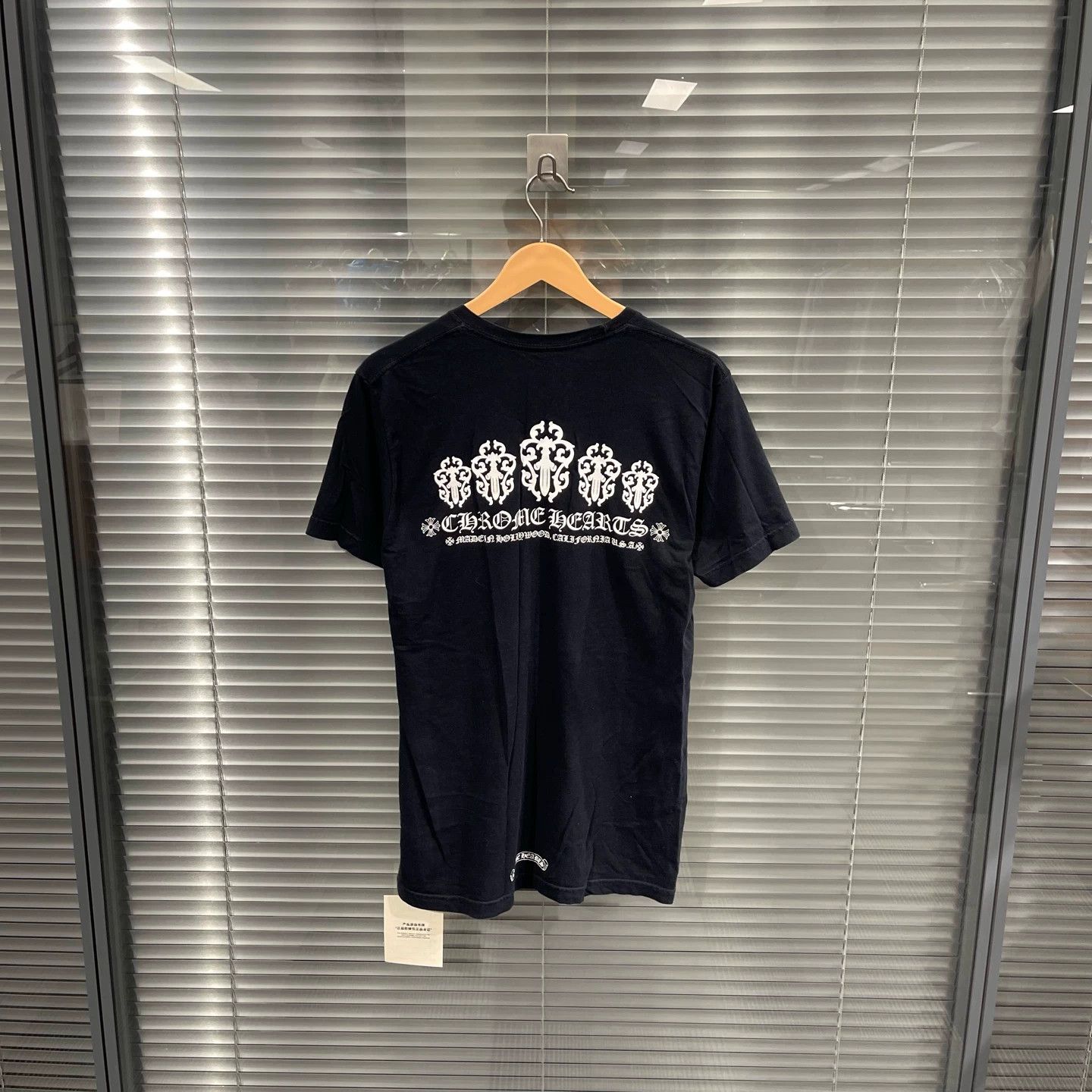 Chrome Hearts Chrome Hearts Black Scroll 5-Sword Print SS Tee Size US M / EU 48-50 / 2 - 1 Thumbnail