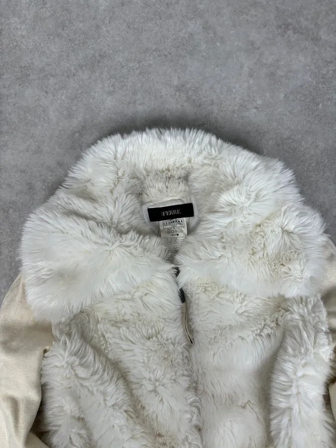 Gianfranco Ferre 2000s Gianfranco Ferre Creamy Fur Leather Jacket Size S / US 4 / IT 40 - 4 Thumbnail