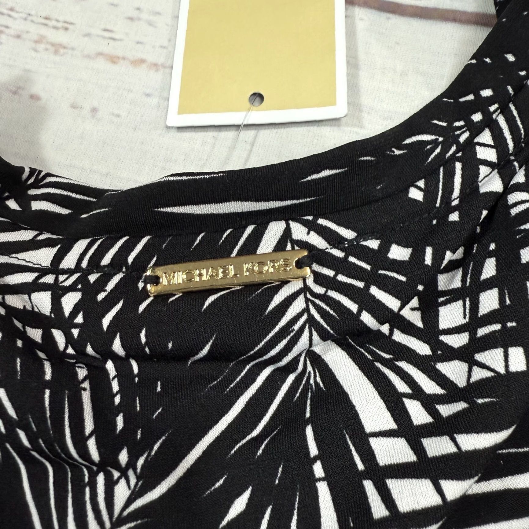 Michael Kors Michael Kors Black White Bodycon Dress Mini Leaves All Over Print Stretch M NWT Dress Womens Small? Size M / US 6-8 / IT 42-44 - 7 Thumbnail