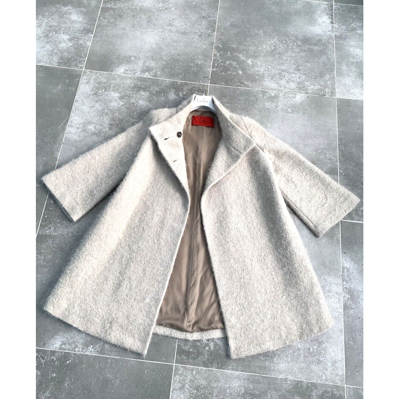 Carolina Herrera Women's CAROLINA HERRERA Mohair Trench Coat Jacket M / 12 Size M / US 6-8 / IT 42-44 - 1 Thumbnail