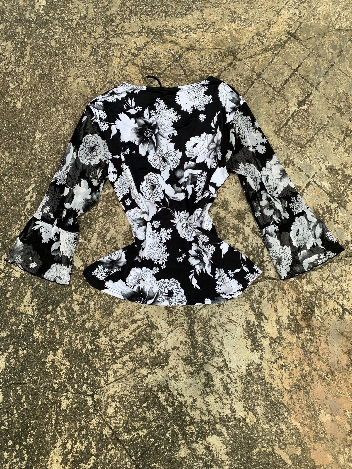 Japanese Brand y2k Floral Lace up Mesh Elastane Mesh Top Size L / US 10 / IT 46 - 3 Thumbnail