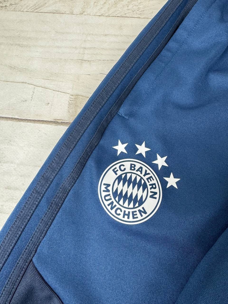 Adidas Adidas Bayern Munich 2019 2020 Tracksuit Jacket And Pants Size US M / EU 48-50 / 2 - 19 Thumbnail