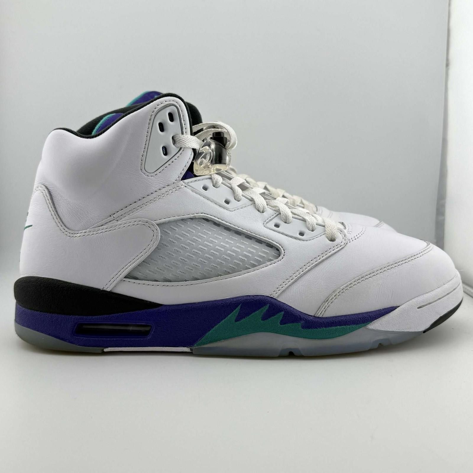 Nike Nike Air Jordan 5 Grape Sneakers US 12 Used with Box Size US 12 / EU 45 - 4 Thumbnail