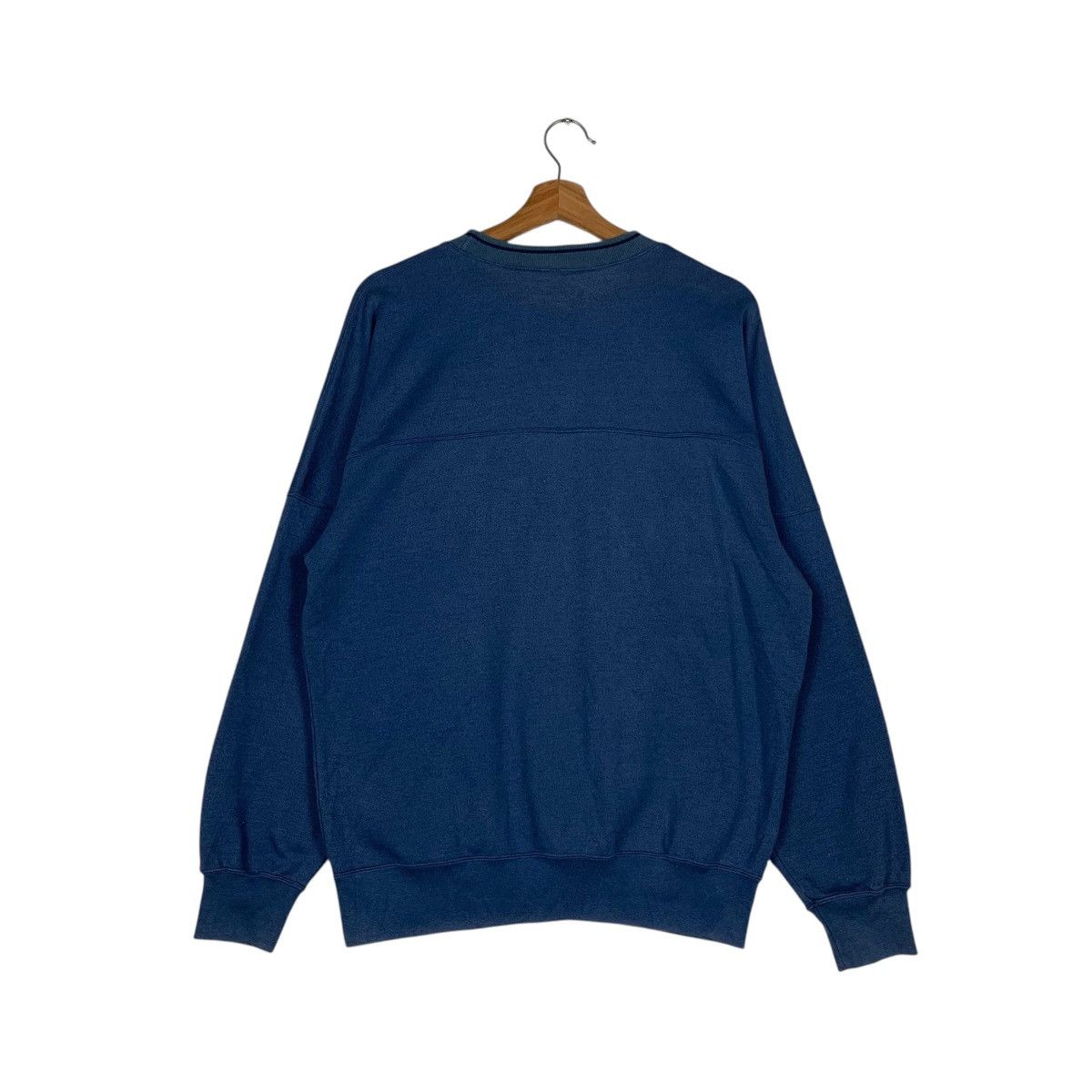 Descente NCAA Embroidery Logo Sweatshirt #1452-C65 Size US L / EU 52-54 / 3 - 7 Thumbnail