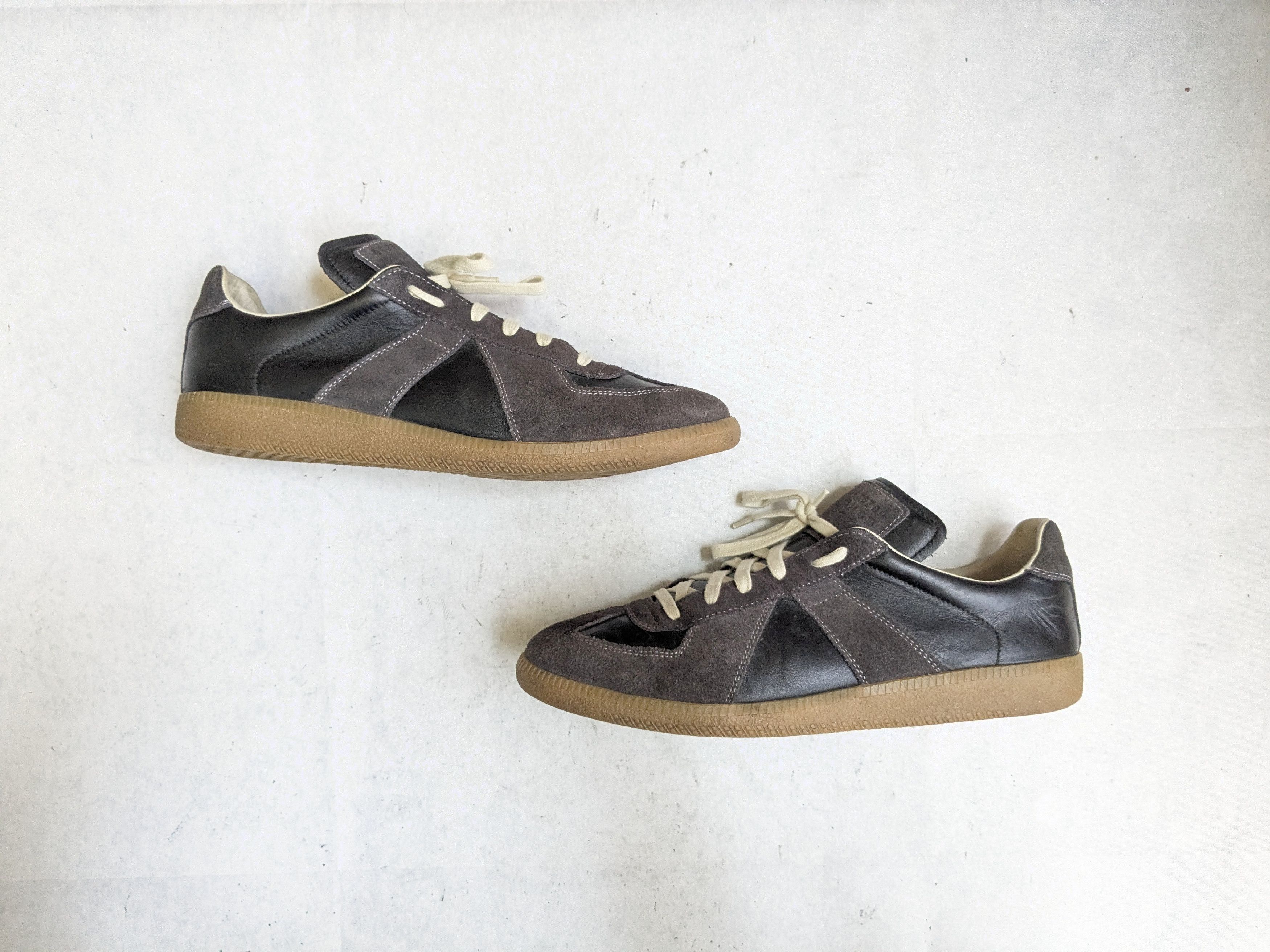 Maison Margiela Maison Margiela Replica GAT Sneakers Black 8 41 Gum Low Size US 8 / EU 41 - 1 Thumbnail