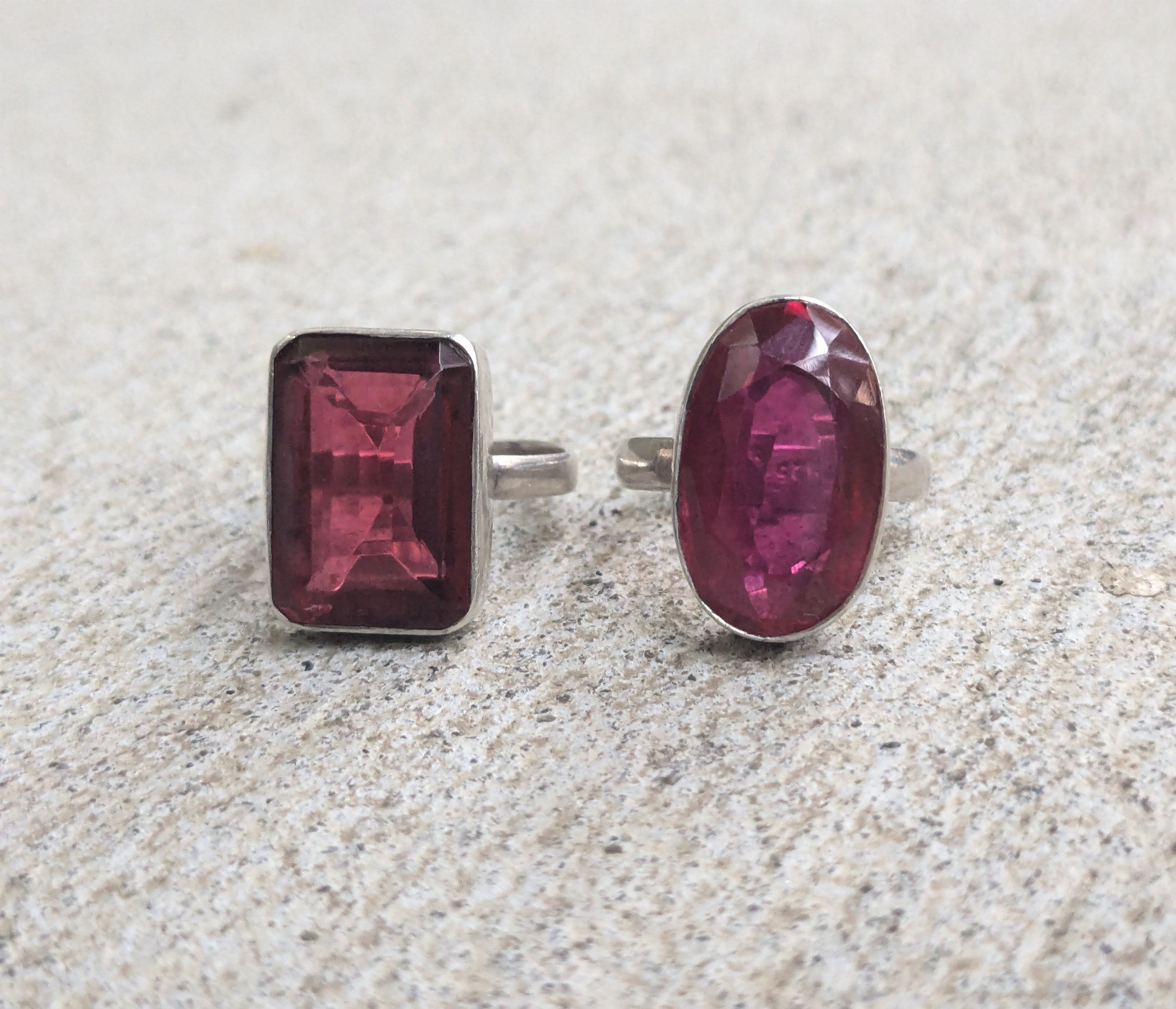 Jewelry × Vintage Vintage Sterling Silver Ring Red Glass 6.5 8.5 Rectangle Size ONE SIZE - 3 Thumbnail