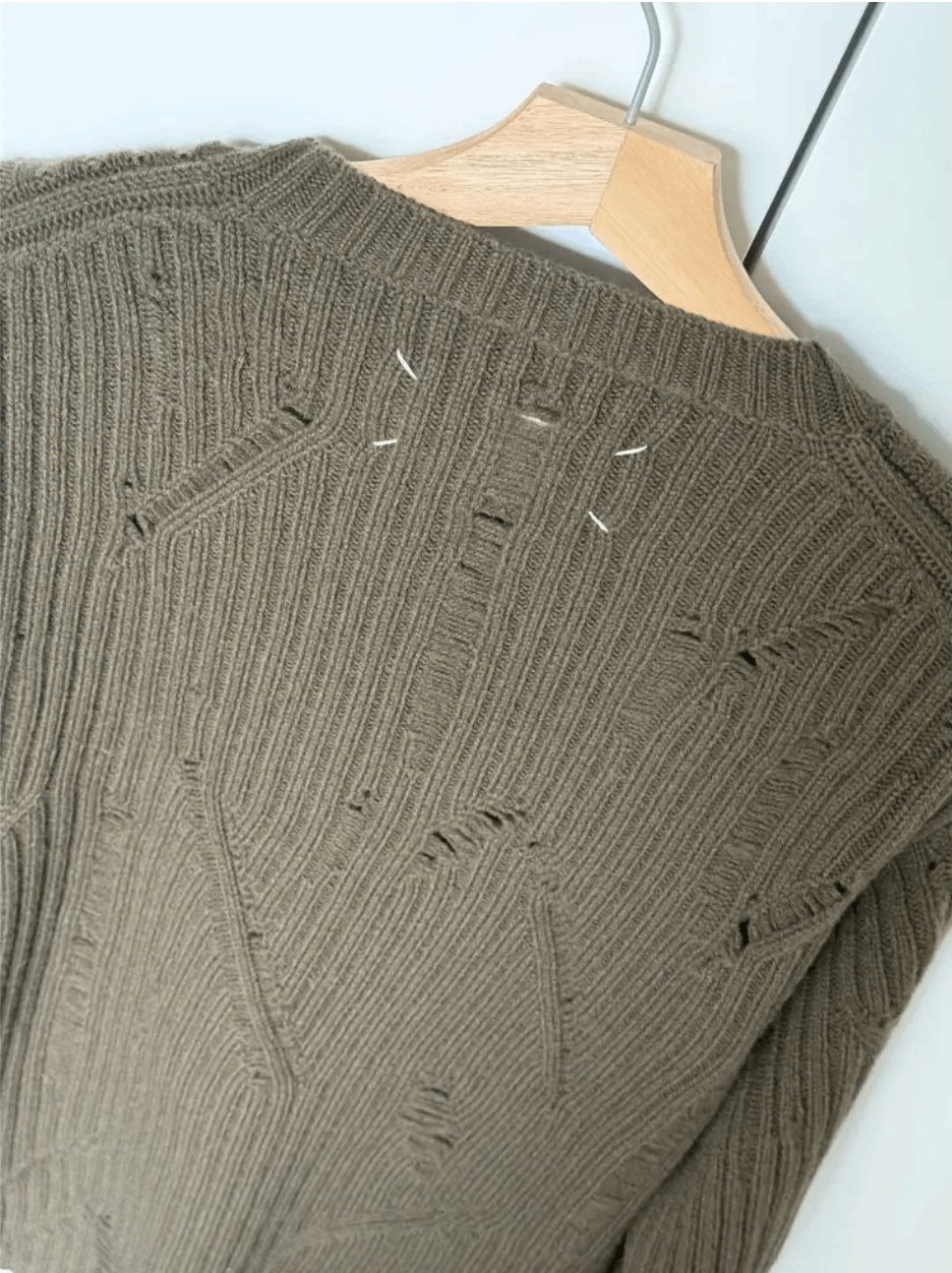 Maison Margiela Maison Margiela FW16 Distressed Ribbed Wool Jumper Size US S / EU 44-46 / 1 - 1 Thumbnail