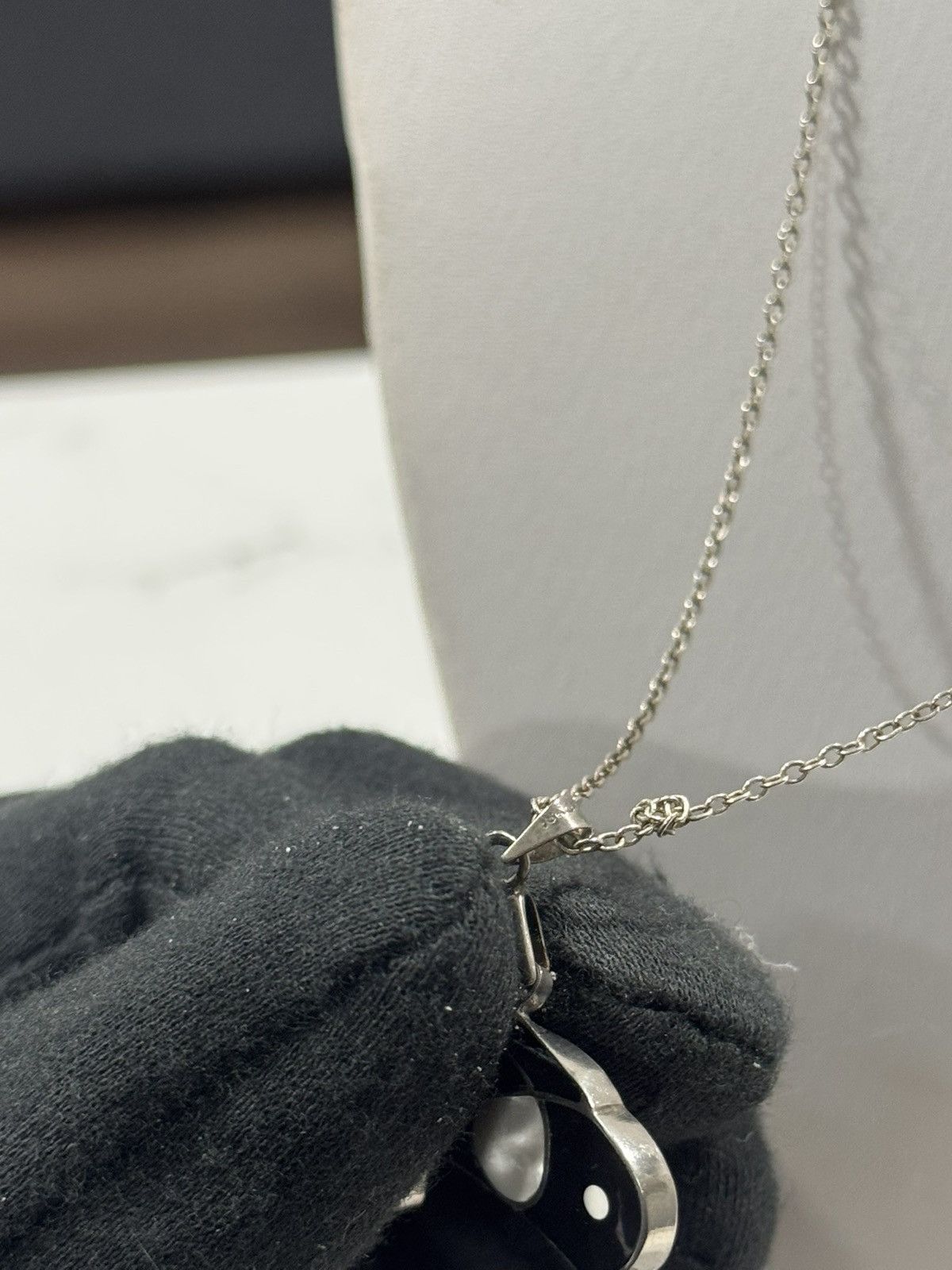 Sterling Silver Silver Orca Whale Pendant Necklace | Onyx & Mother of Pearl Size ONE SIZE - 11 Thumbnail