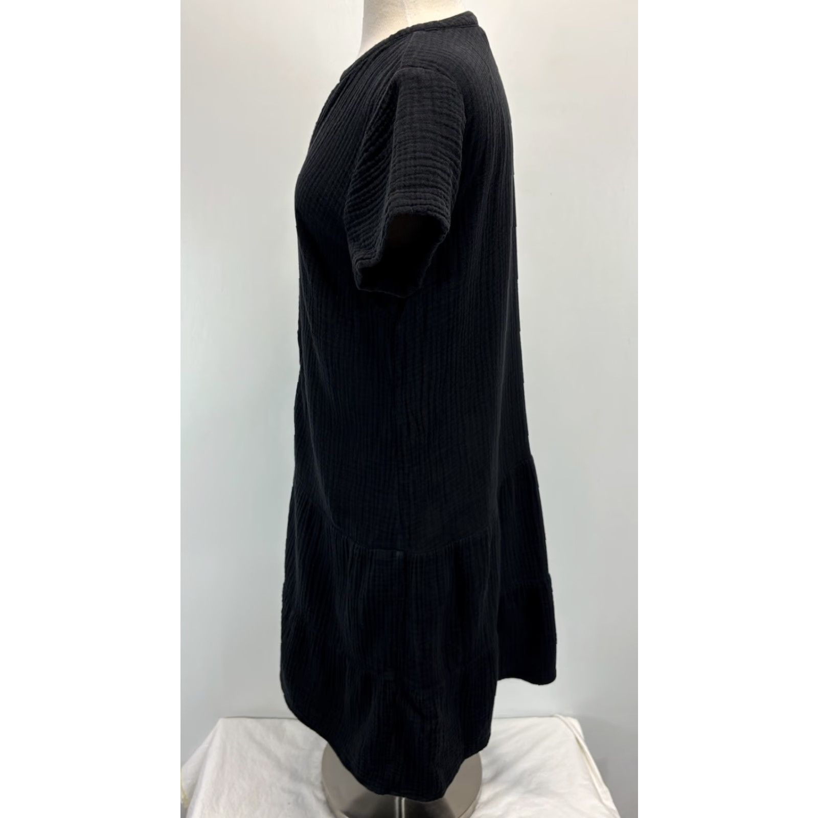 J. Jill J. Jill Cotton Gauze Tiered Dress Womens Small Black Short Sleeve Shift Beach Minimalist Casual Fashion Size S / US 4 / IT 40 - 2 Thumbnail