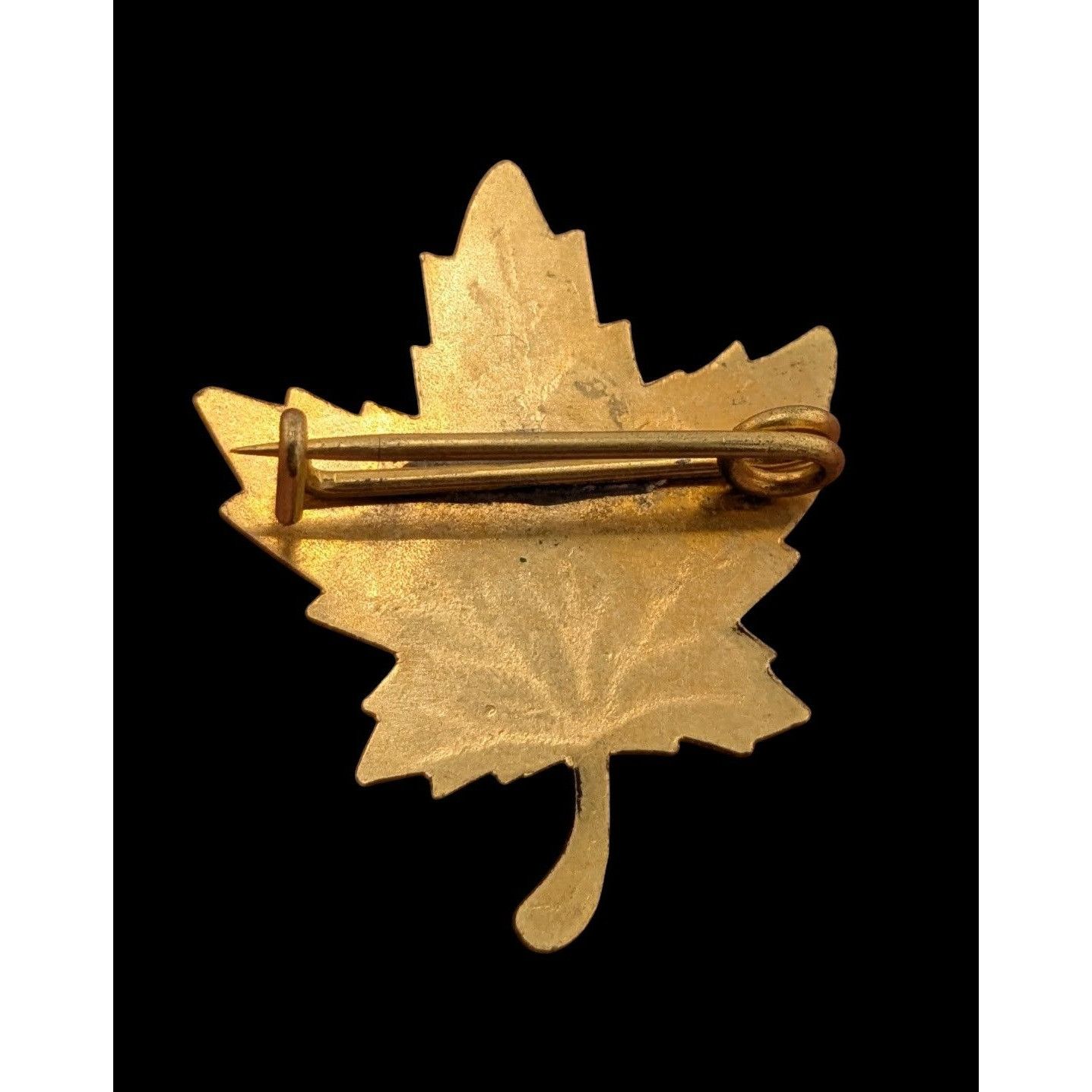 Other Vintage Canadian Ottowa Engraved Maple Leaf Gold Tone Souven Size ONE SIZE - 3 Thumbnail