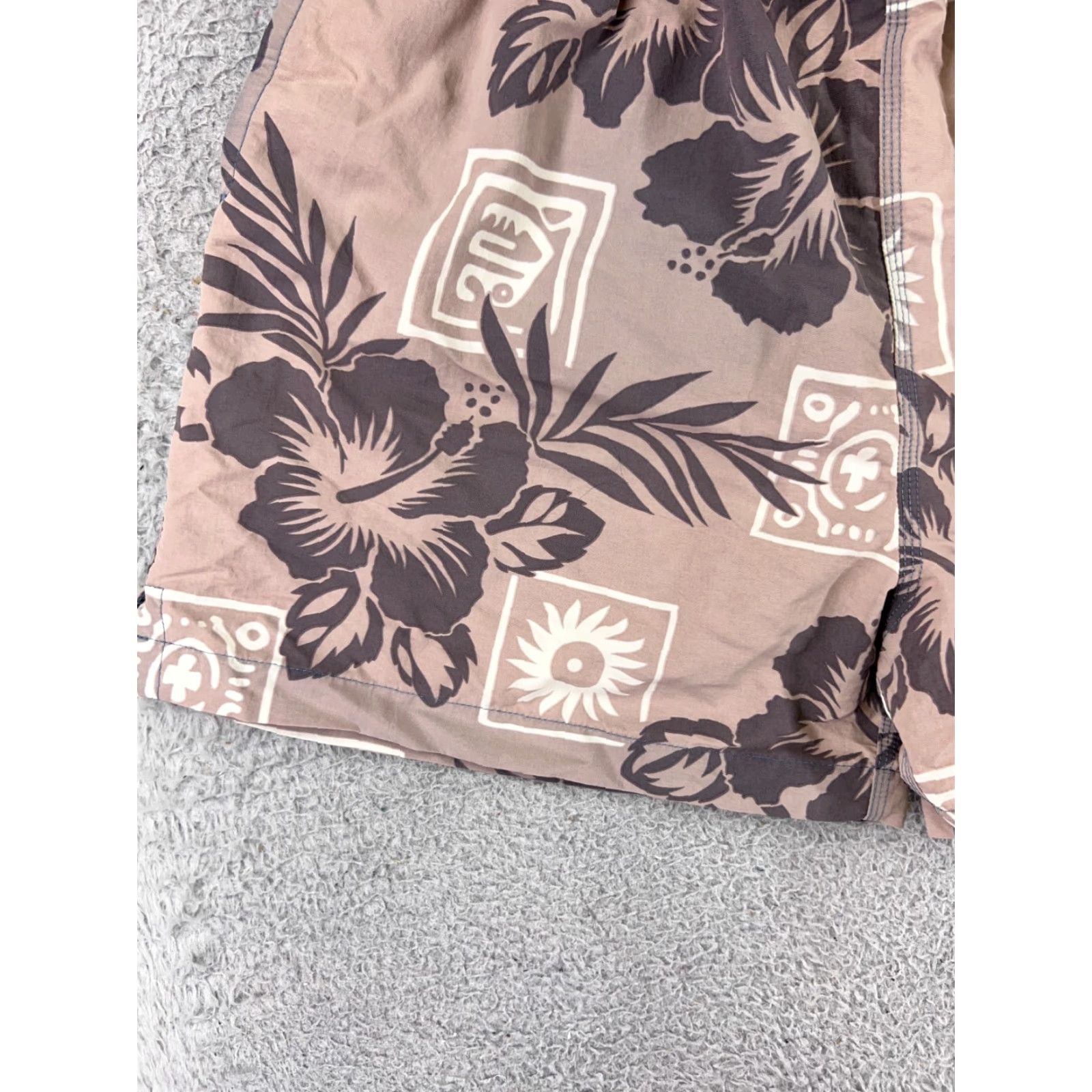 Tommy Bahama Tommy Bahama Swim Trunks Bottom Mens Medium Pink Blue Floral Lined 100% Nylon Pockets Lightweight Quick Dry Beach Aloha Designer Size US 31 - 6 Thumbnail