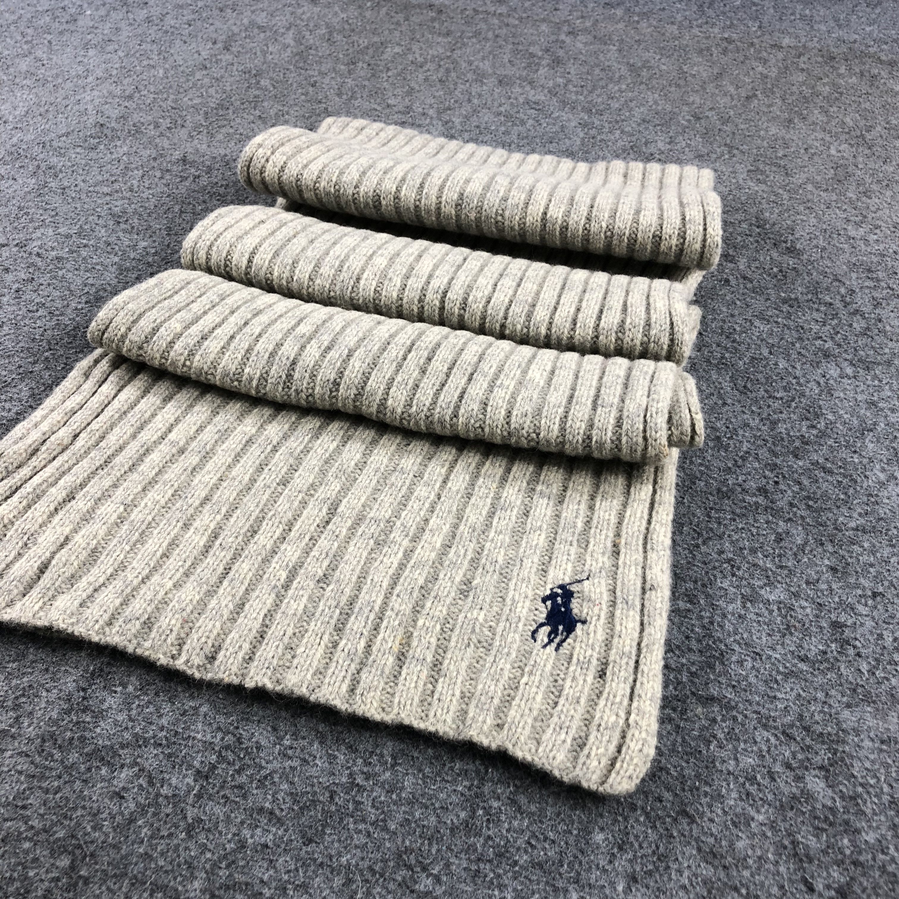 Polo Ralph Lauren Polo Ralph Lauren Grey Pleated Wool Scarf Muffler V819 Size ONE SIZE - 3 Thumbnail
