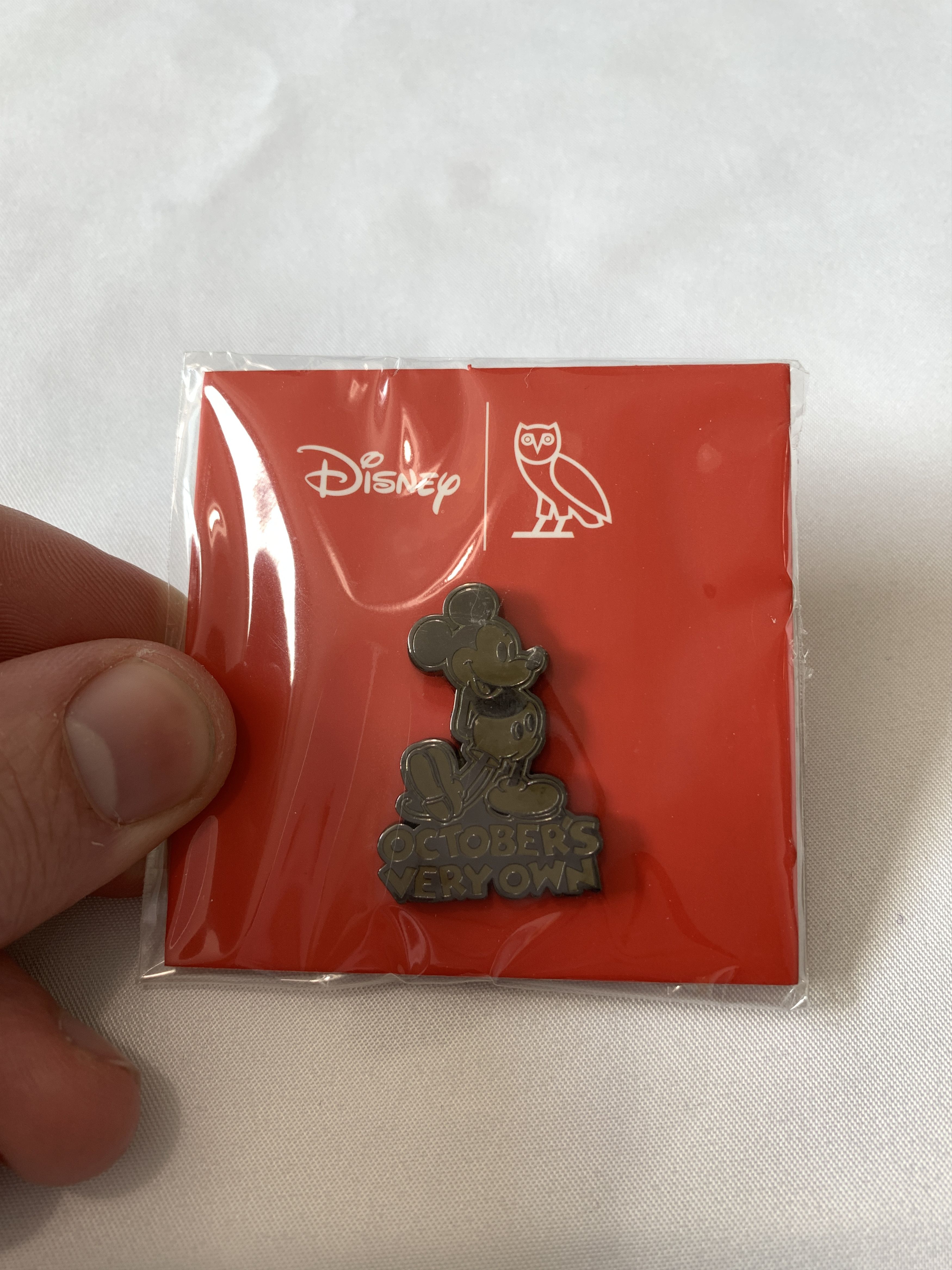 Disney OVO x Disney Classic Mickey Mouse Pin Black Size ONE SIZE - 5 Thumbnail