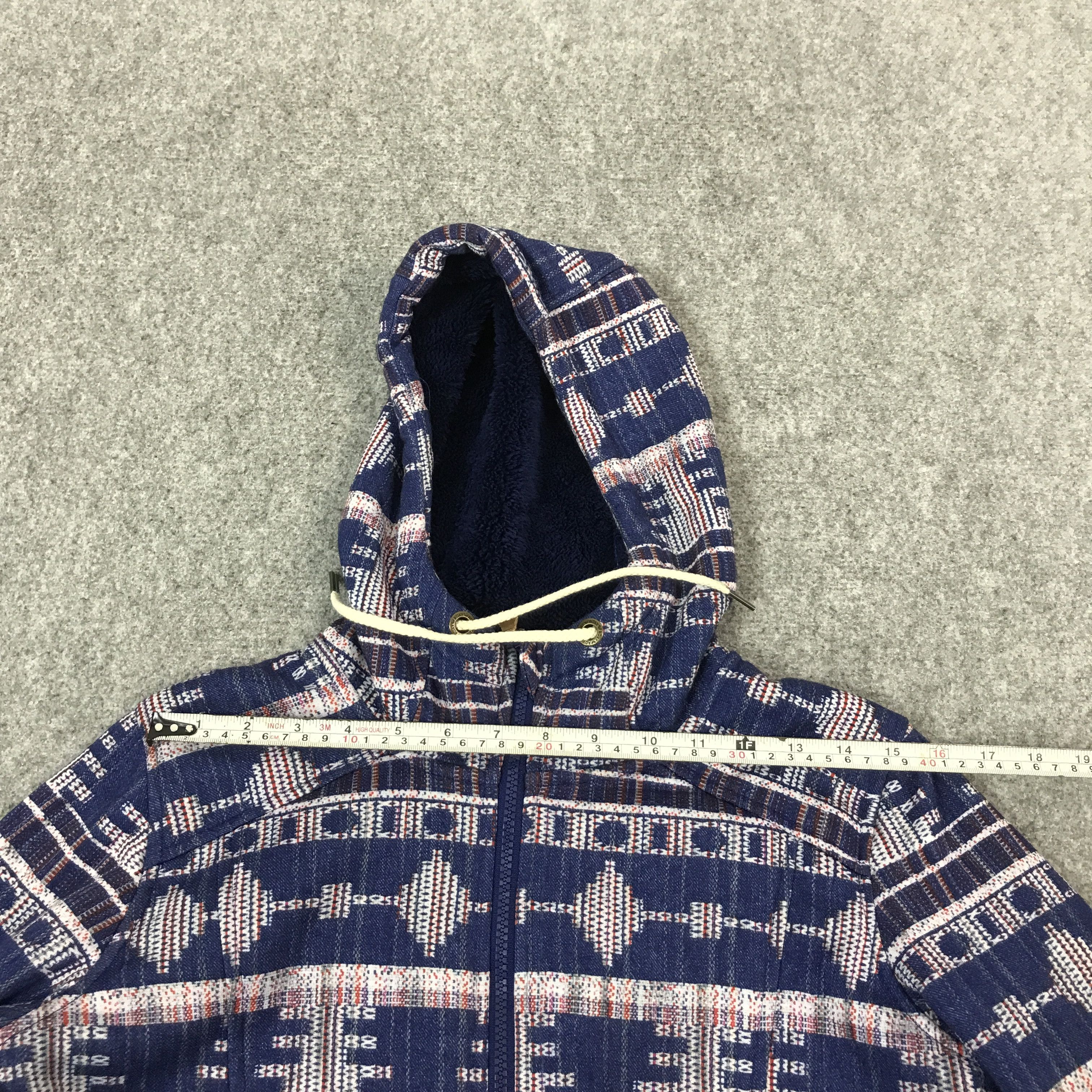 Japanese Brand JAPAN ROXY NAVAJO DESIGN HOODIES JACKET Size US M / EU 48-50 / 2 - 9 Thumbnail