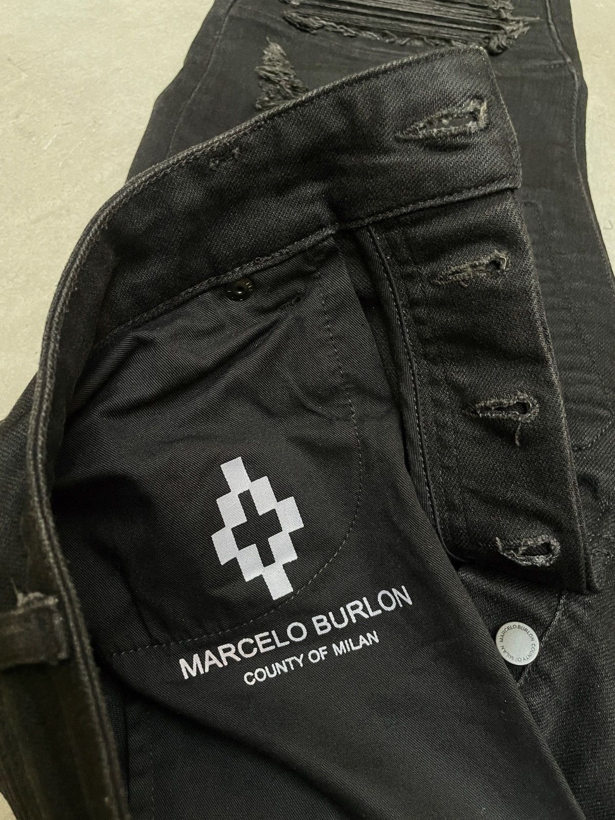 Marcelo Burlon Marcelo Burlon Distressed Black Denim Jeans 30 Italy Size US 30 / EU 46 - 10 Thumbnail